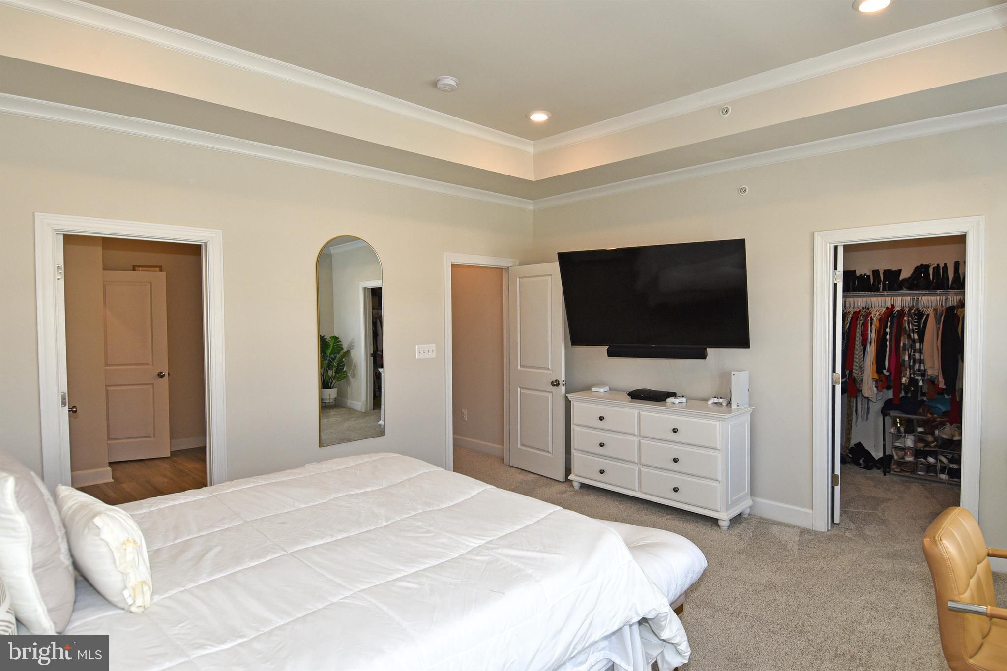 METRO WALK AT MOOREFIELD STATION - Residential Lease