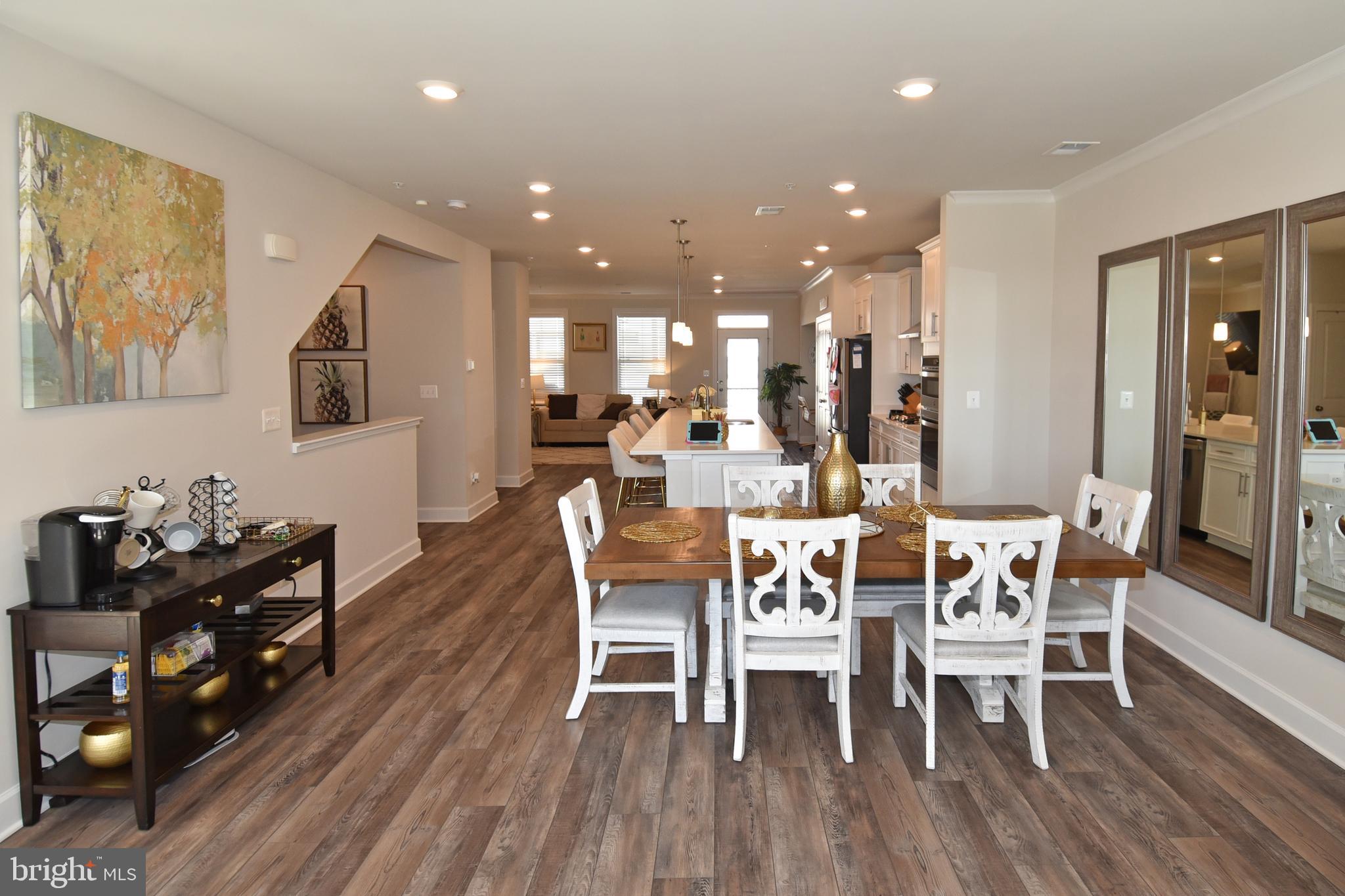 METRO WALK AT MOOREFIELD STATION - Residential Lease