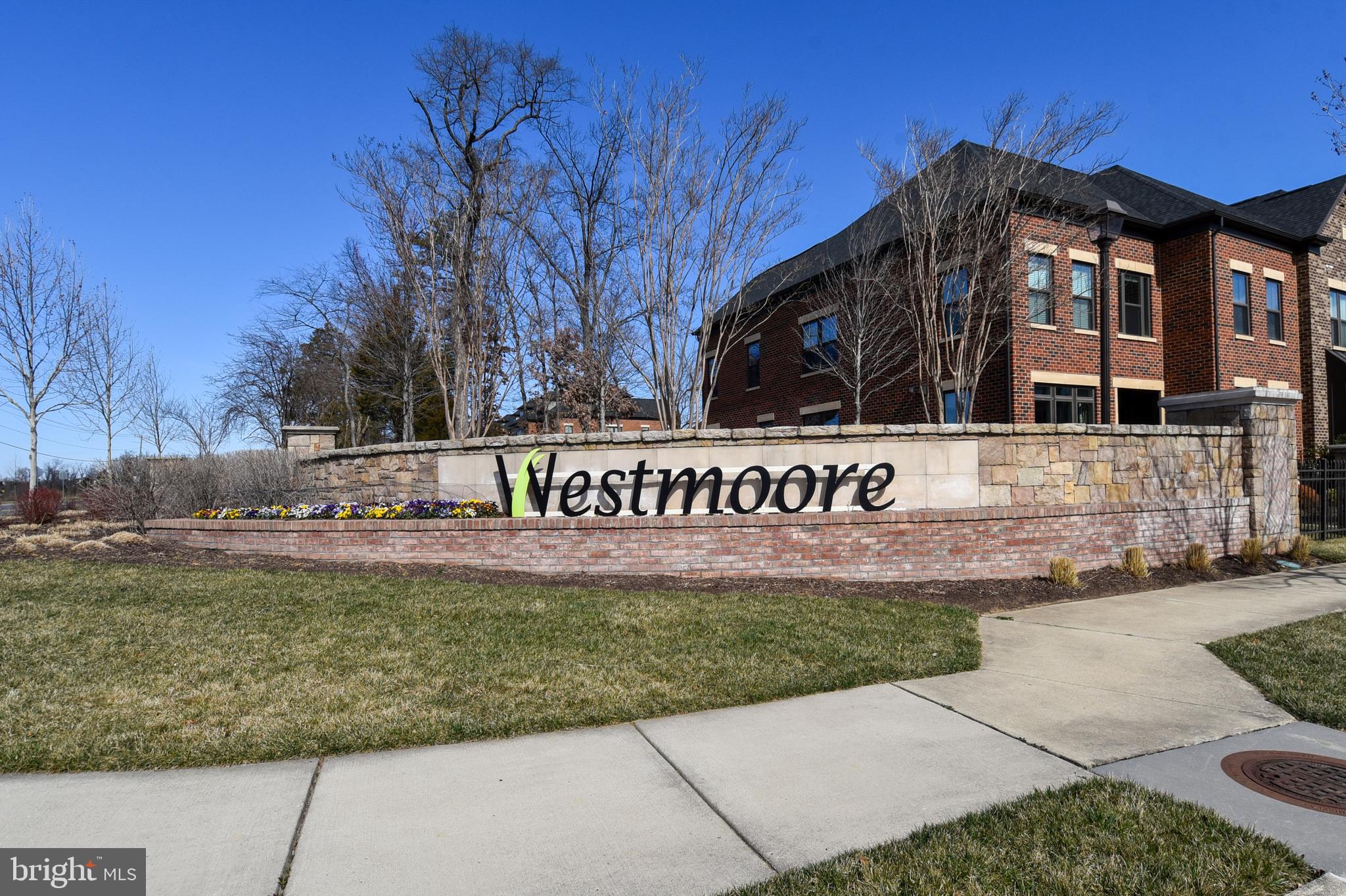 METRO WALK AT MOOREFIELD STATION - Residential Lease