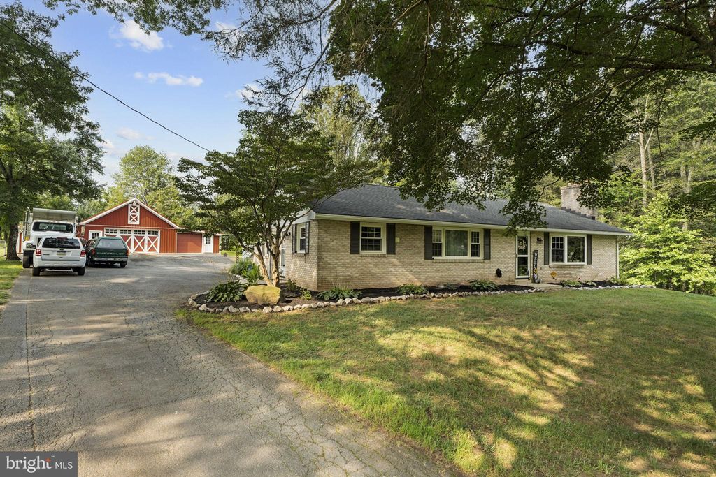 Photo of 514 W 28th Division Highway, LITITZ, PA 17543 (MLS # PALA2074500)