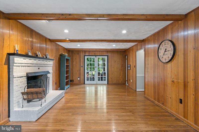 TANTALLON ON THE POTOMAC - Residential