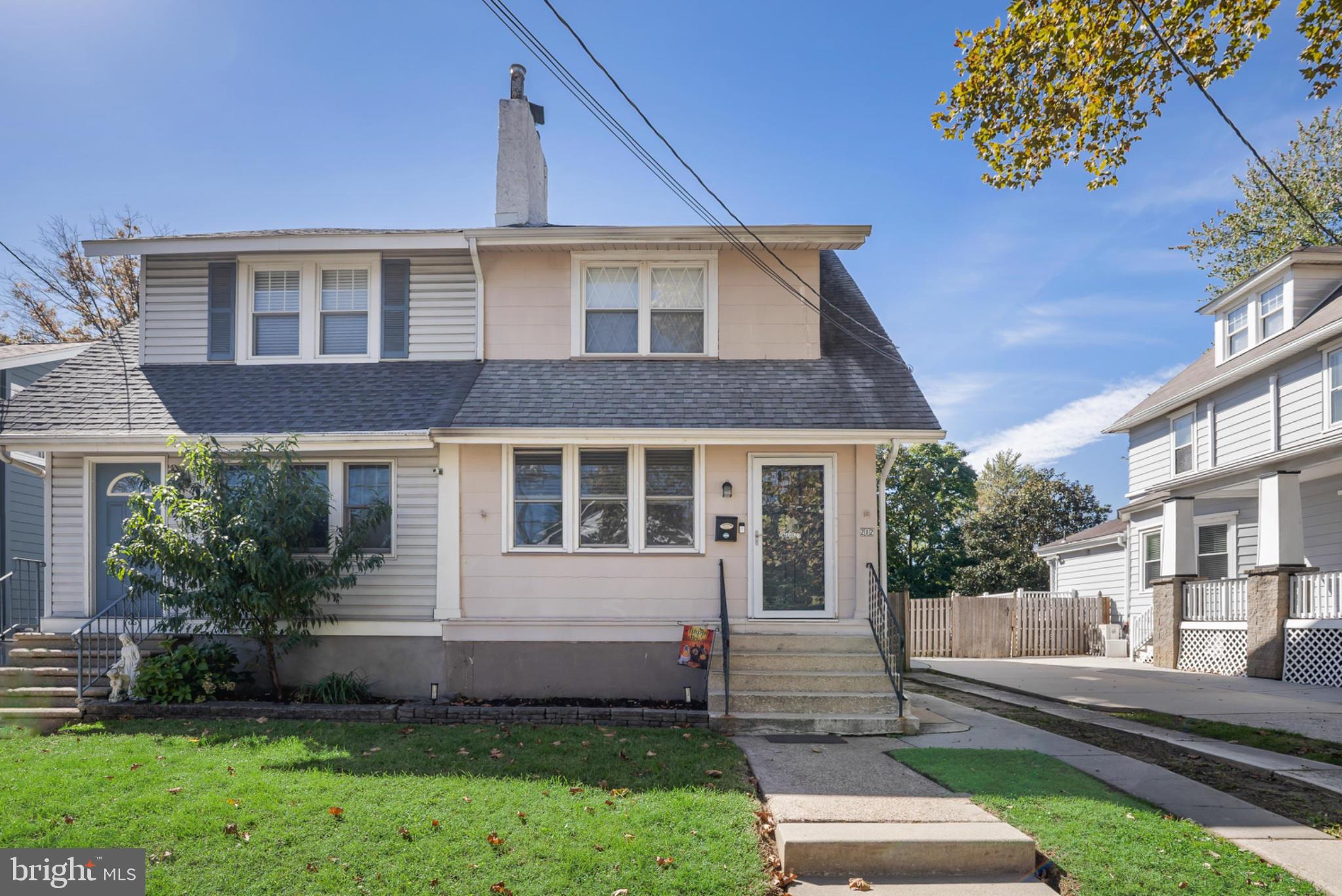 212 RICHEY AVENUE