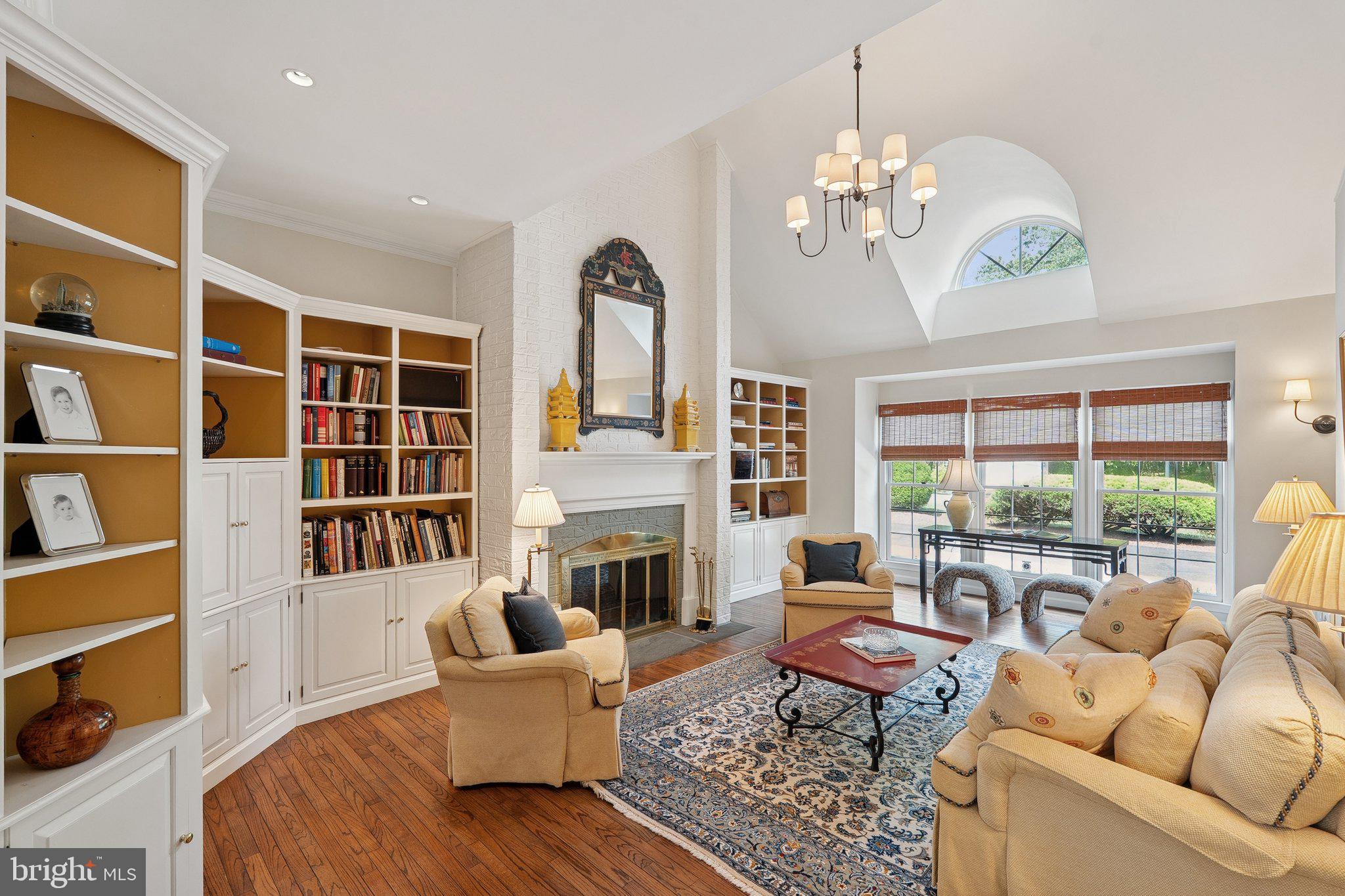 THE PALISADES - Residential