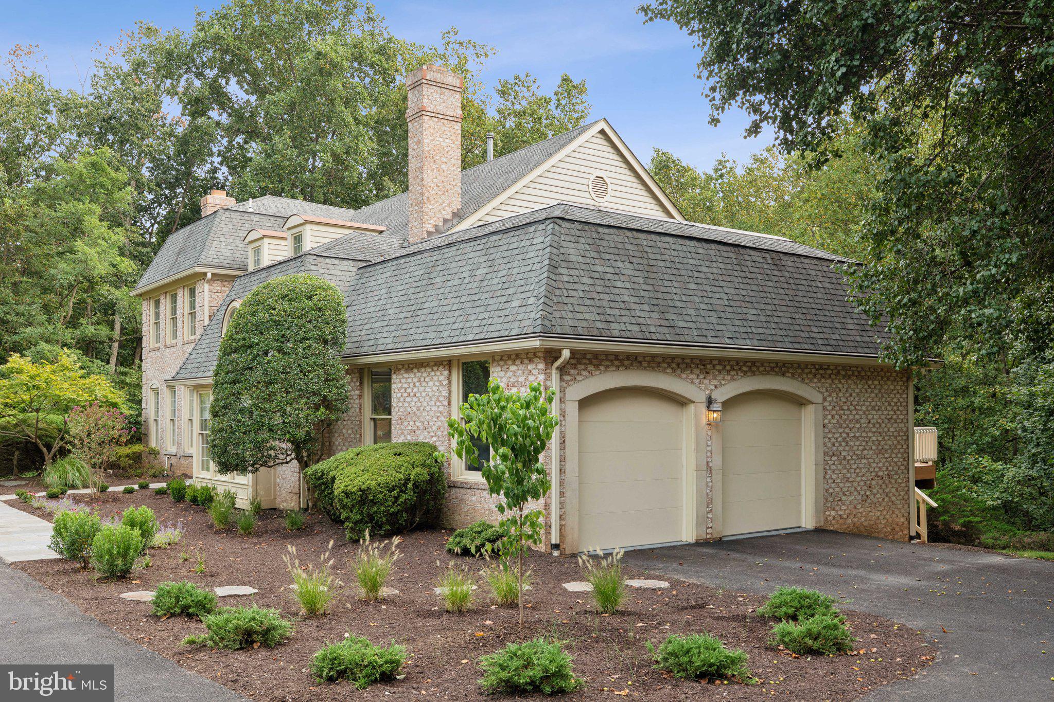 THE PALISADES - Residential