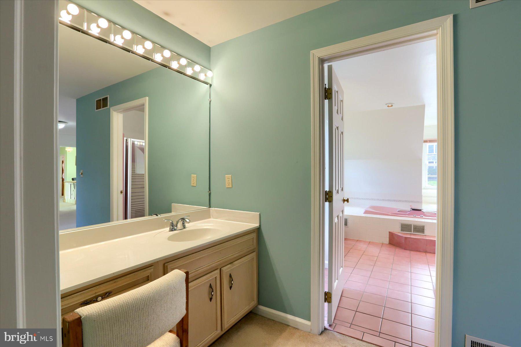 FLORIBUNDA - Residential