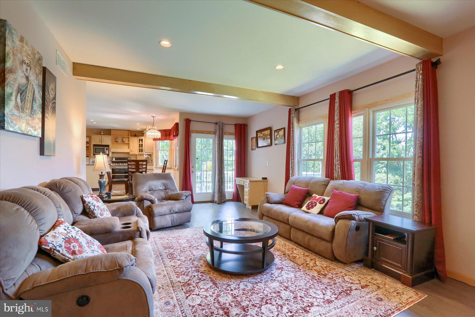 FLORIBUNDA - Residential