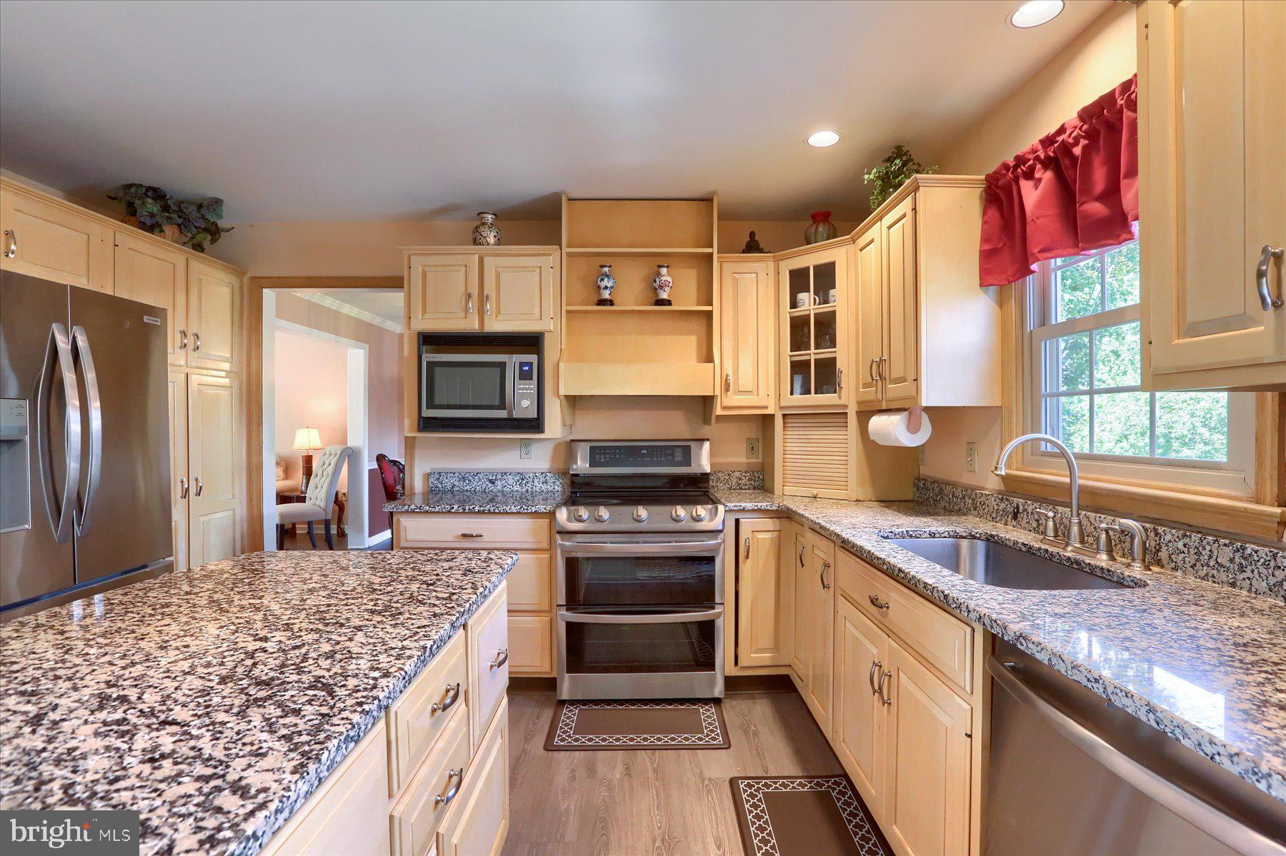 FLORIBUNDA - Residential