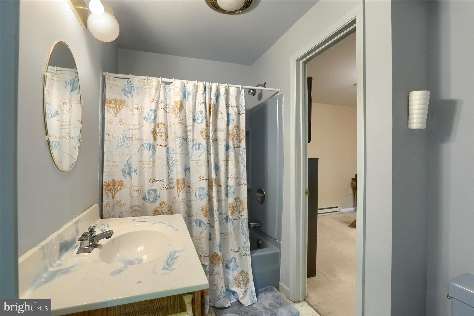 FLORIBUNDA - Residential