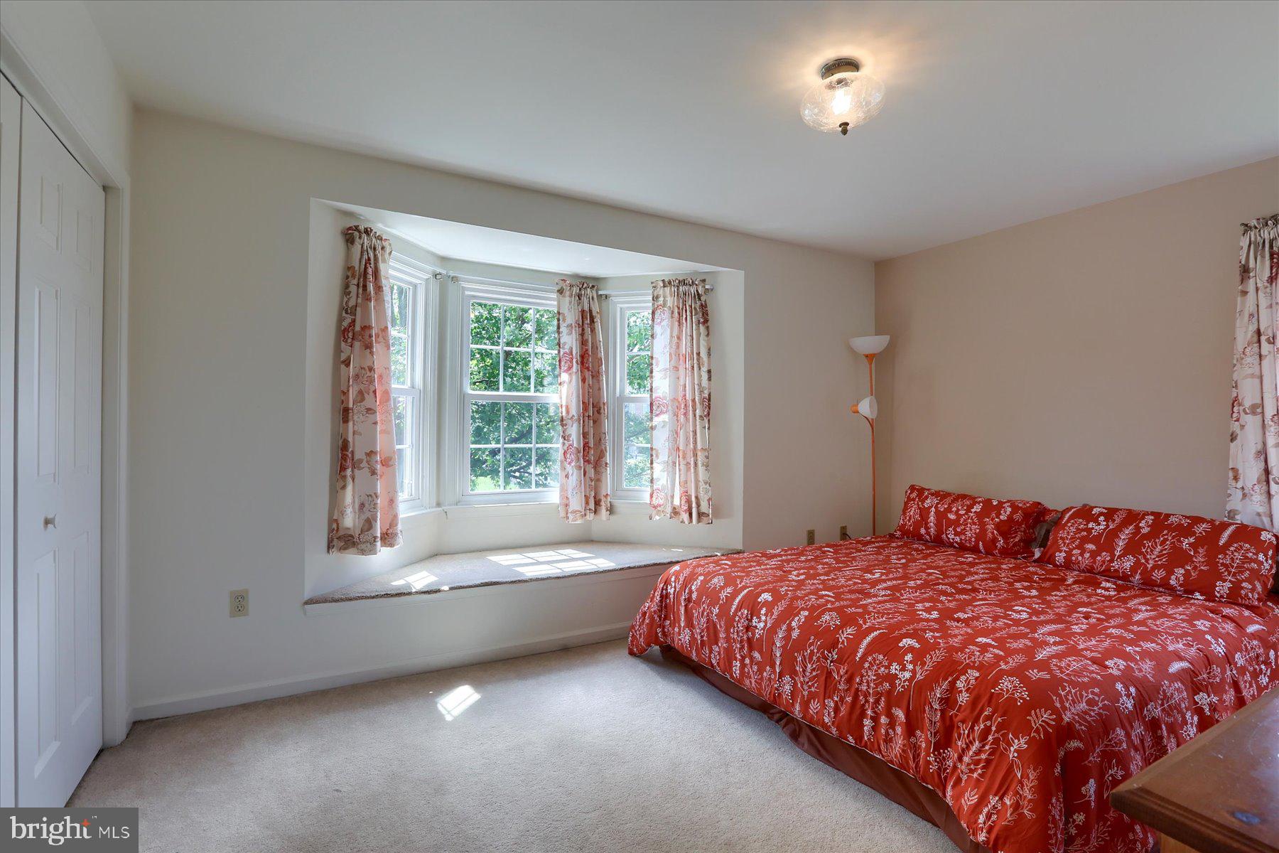 FLORIBUNDA - Residential