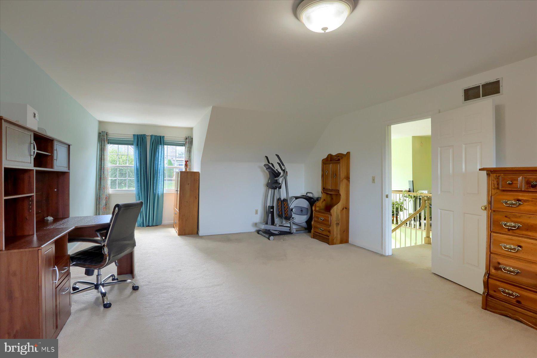 FLORIBUNDA - Residential