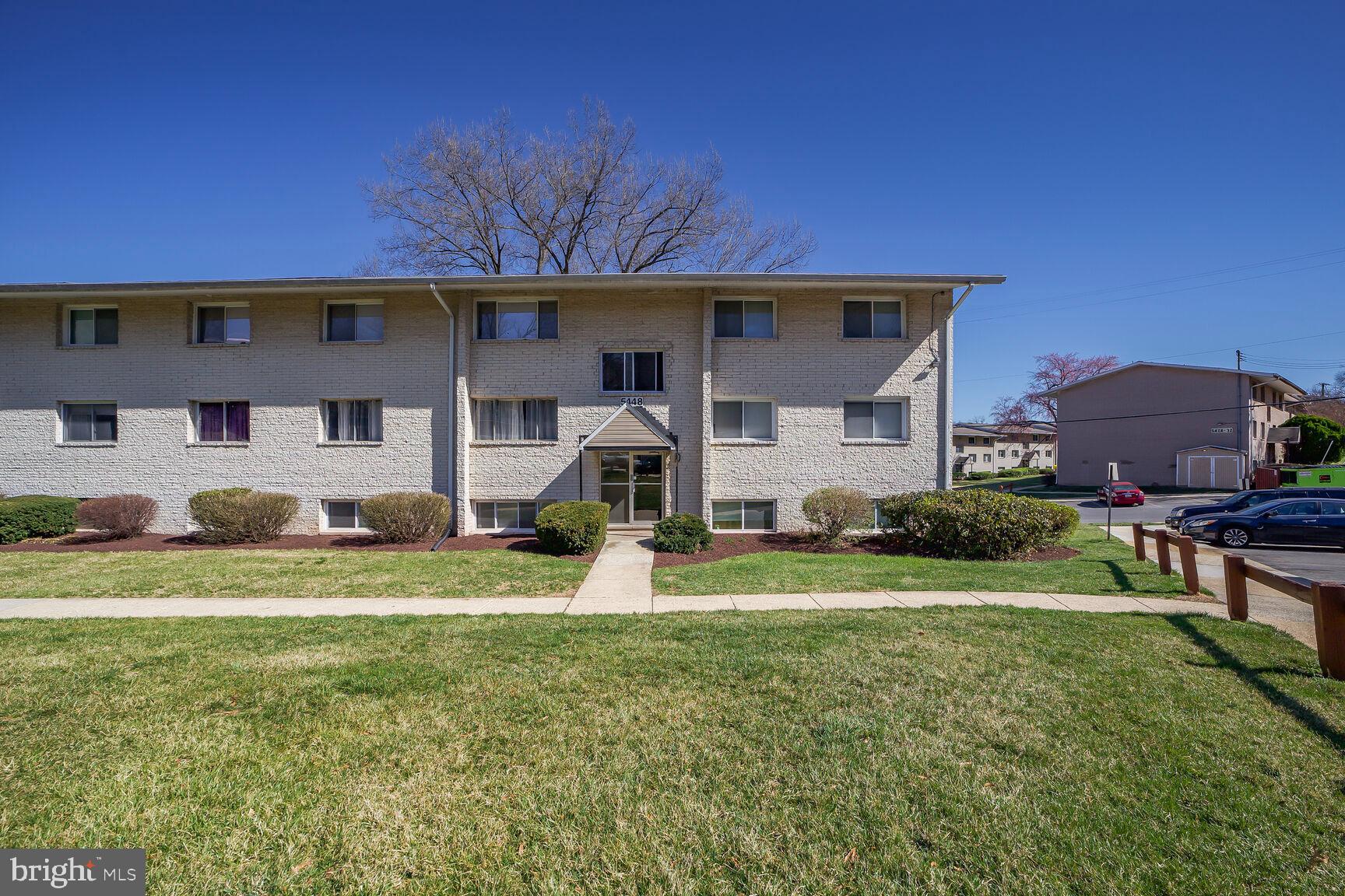 CARROLLAN GARDENS - Residential