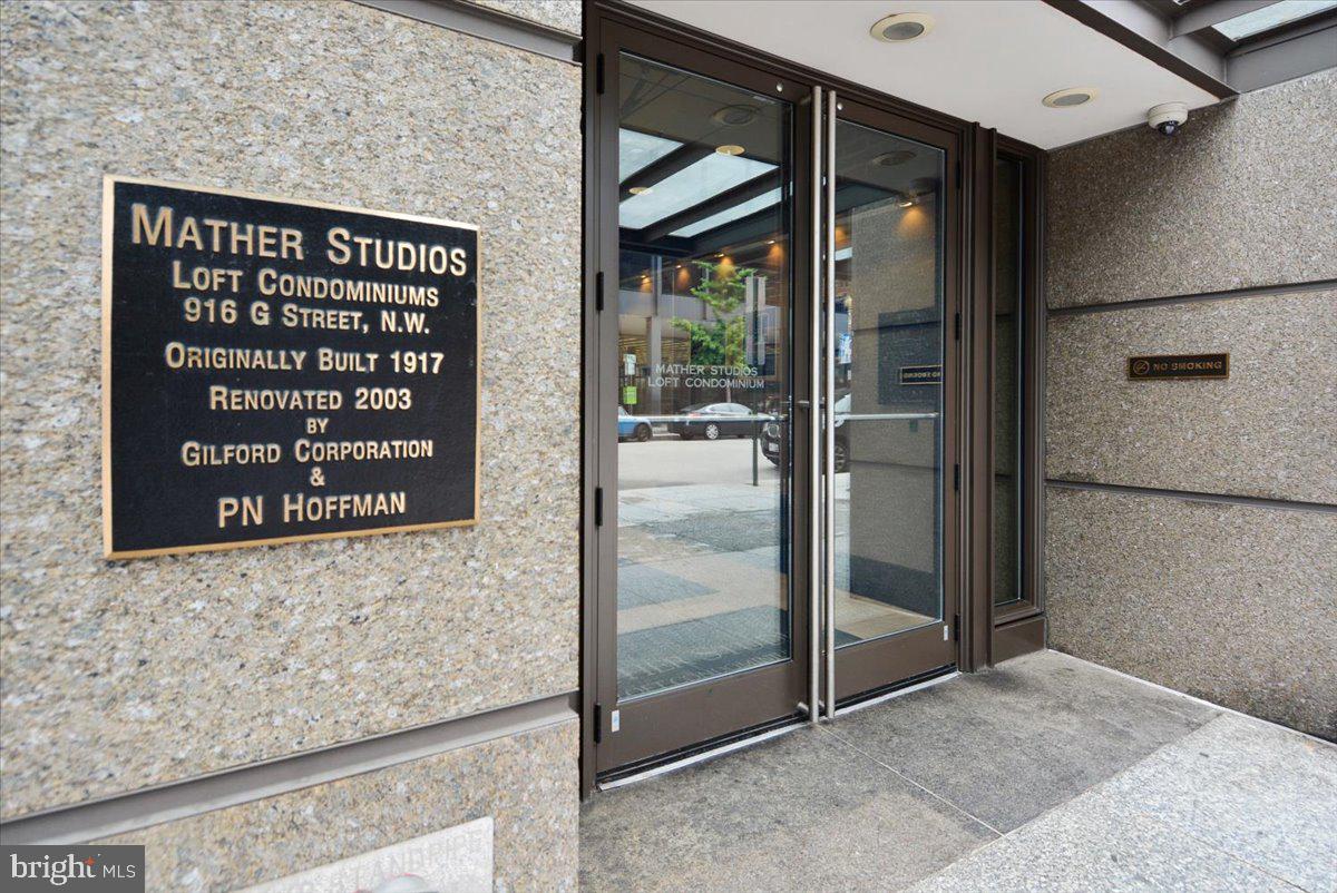 916 NW G STREET NW 1002