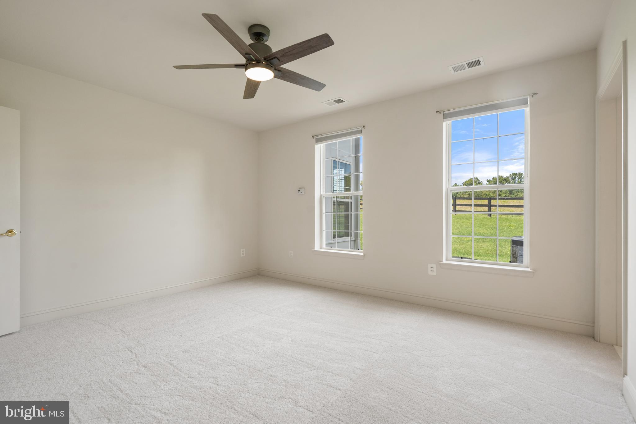 SUFFIELD MEADOWS - Residential