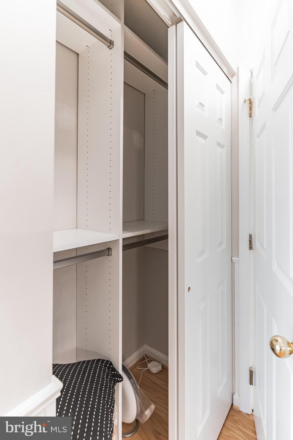 WESTBRIAR CONDOMINIUMS - Residential Lease