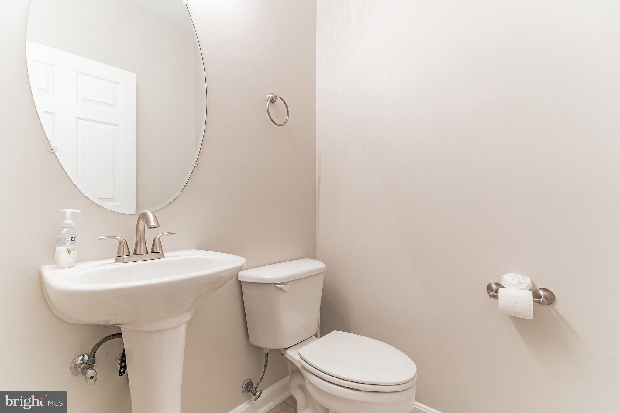 WESTBRIAR CONDOMINIUMS - Residential Lease