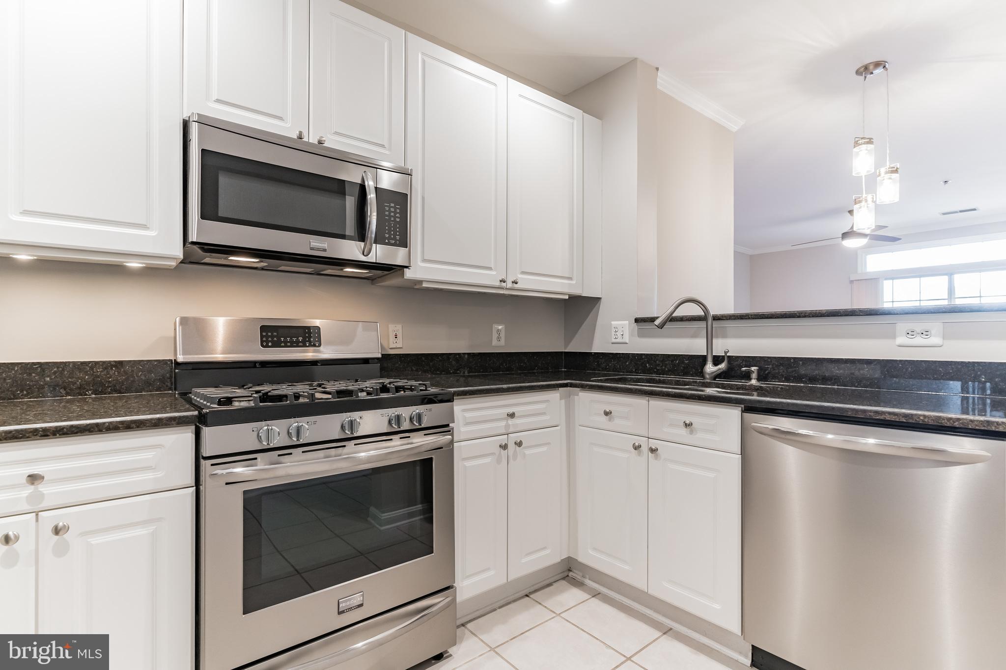 WESTBRIAR CONDOMINIUMS - Residential Lease