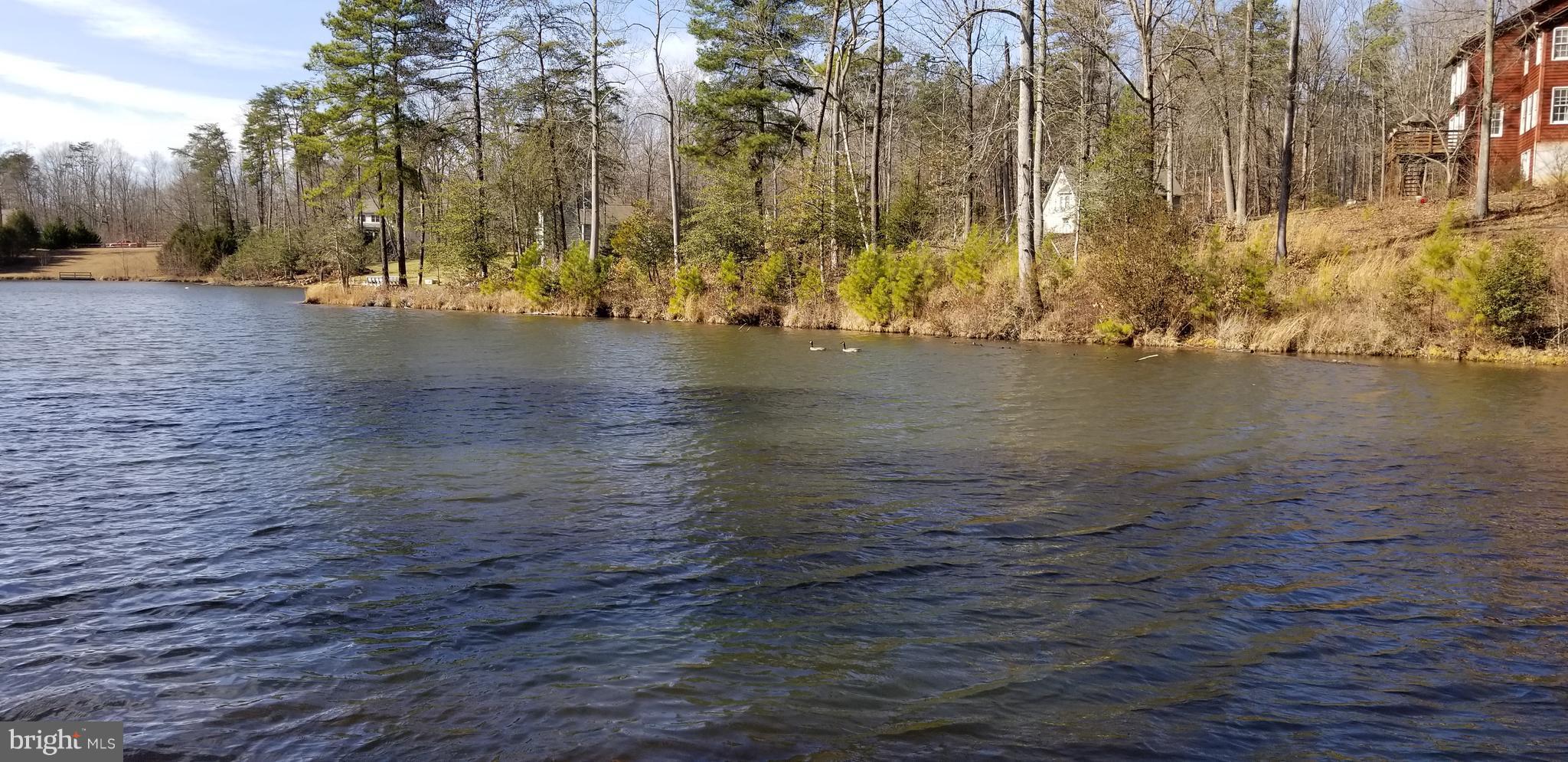 PRESIDENTIAL LAKES - Land