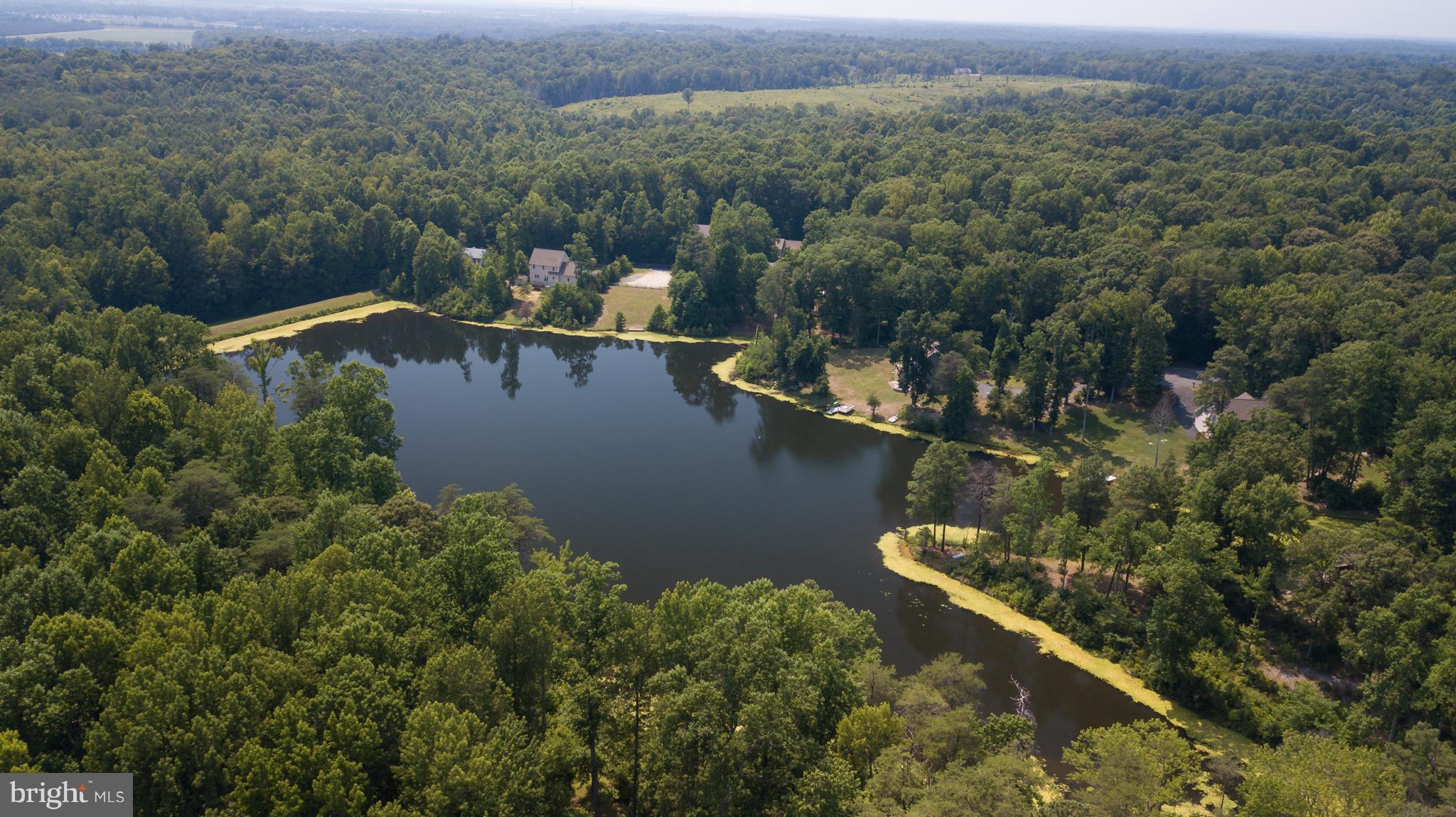 PRESIDENTIAL LAKES - Land