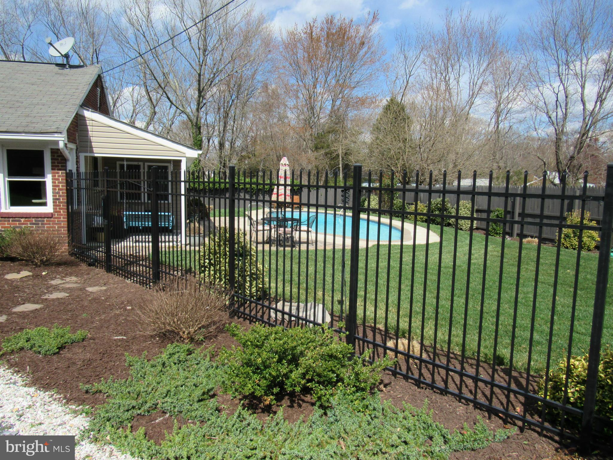 ACCOKEEK GARDENS - Residential