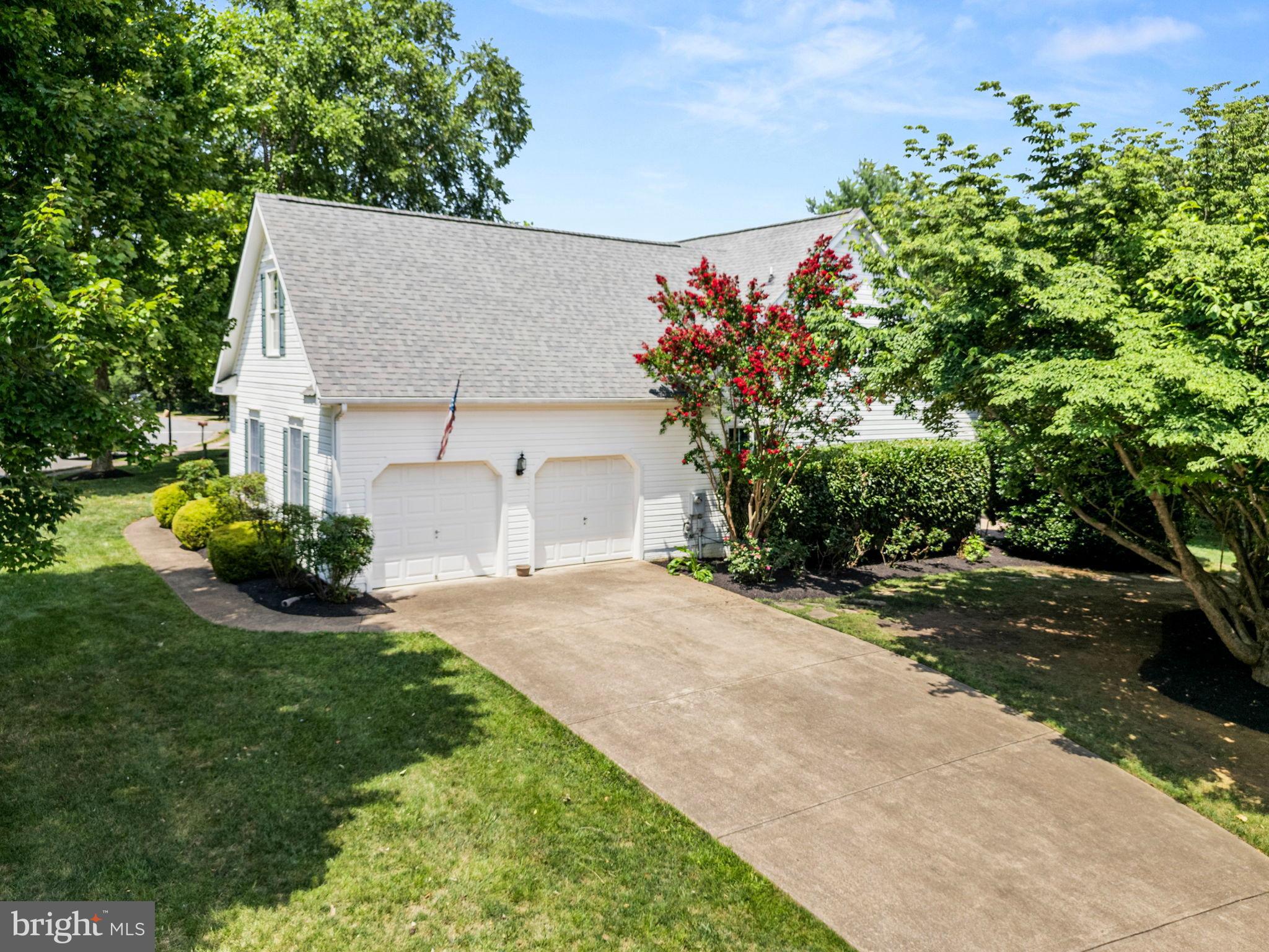 400 GLENMEADE CIRCLE