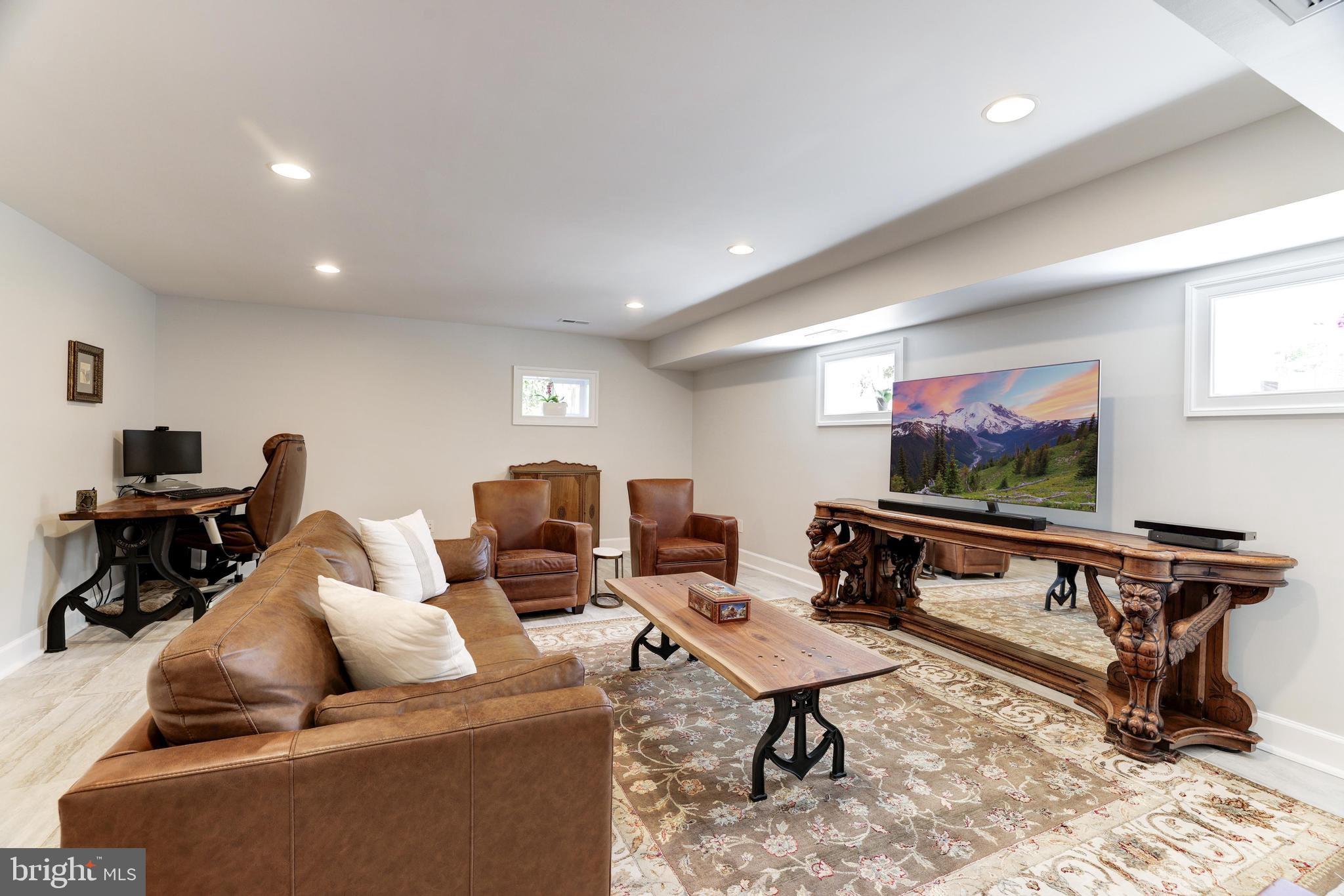 CHESTERFIELD - Residential