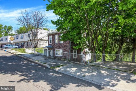 Tiny photo for 720 N 2nd Street, POTTSVILLE, PA 17901 (MLS # PASK2026932)