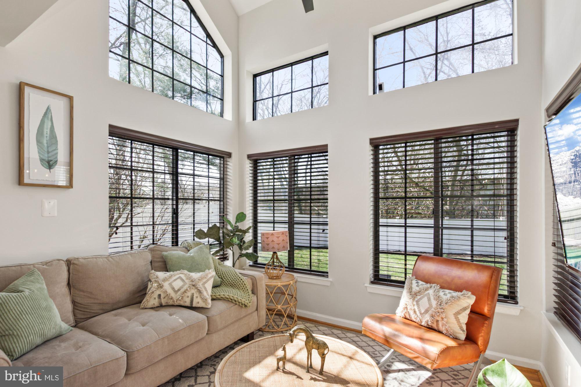 THE MONTEREY - Residential