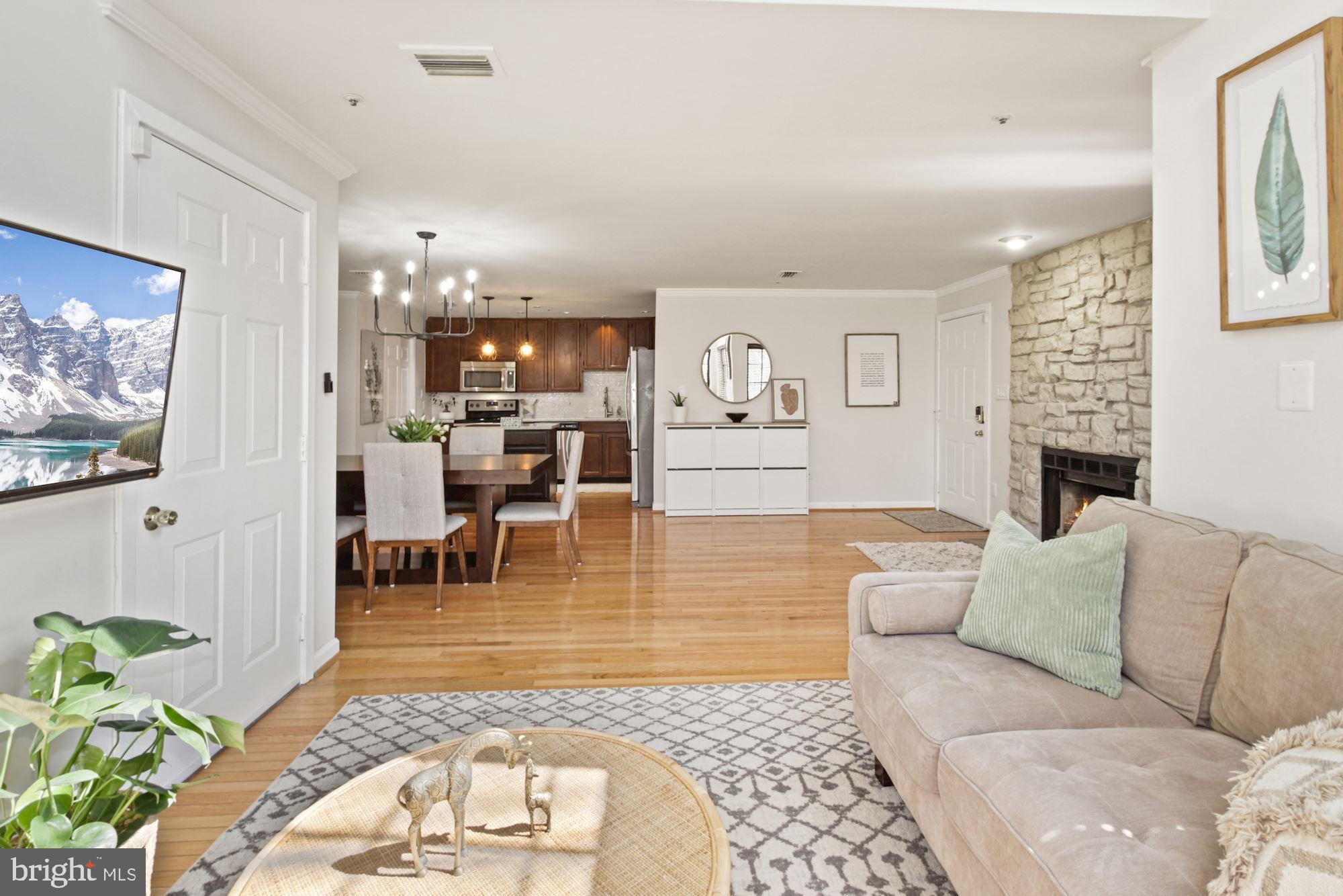 THE MONTEREY - Residential