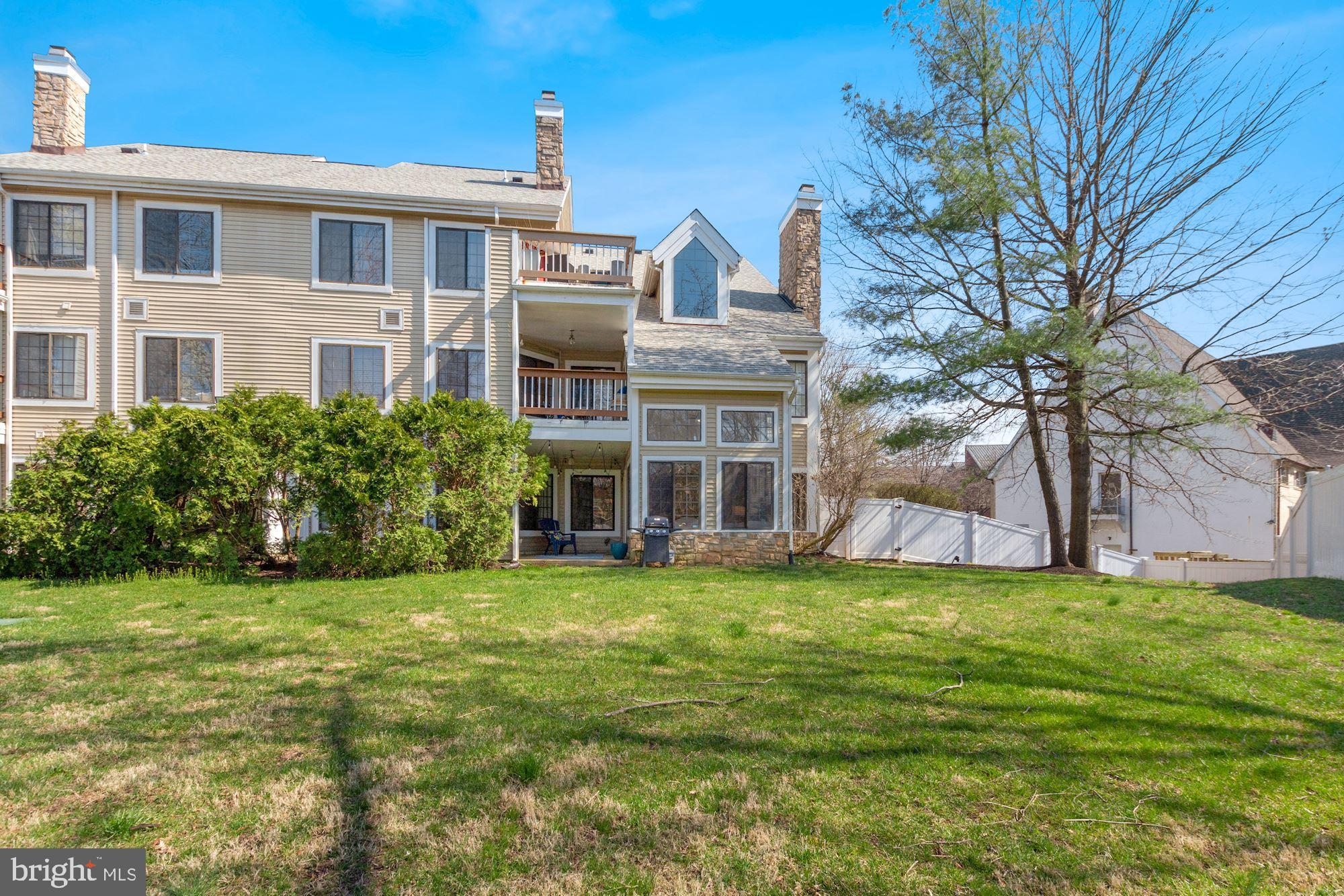 THE MONTEREY - Residential