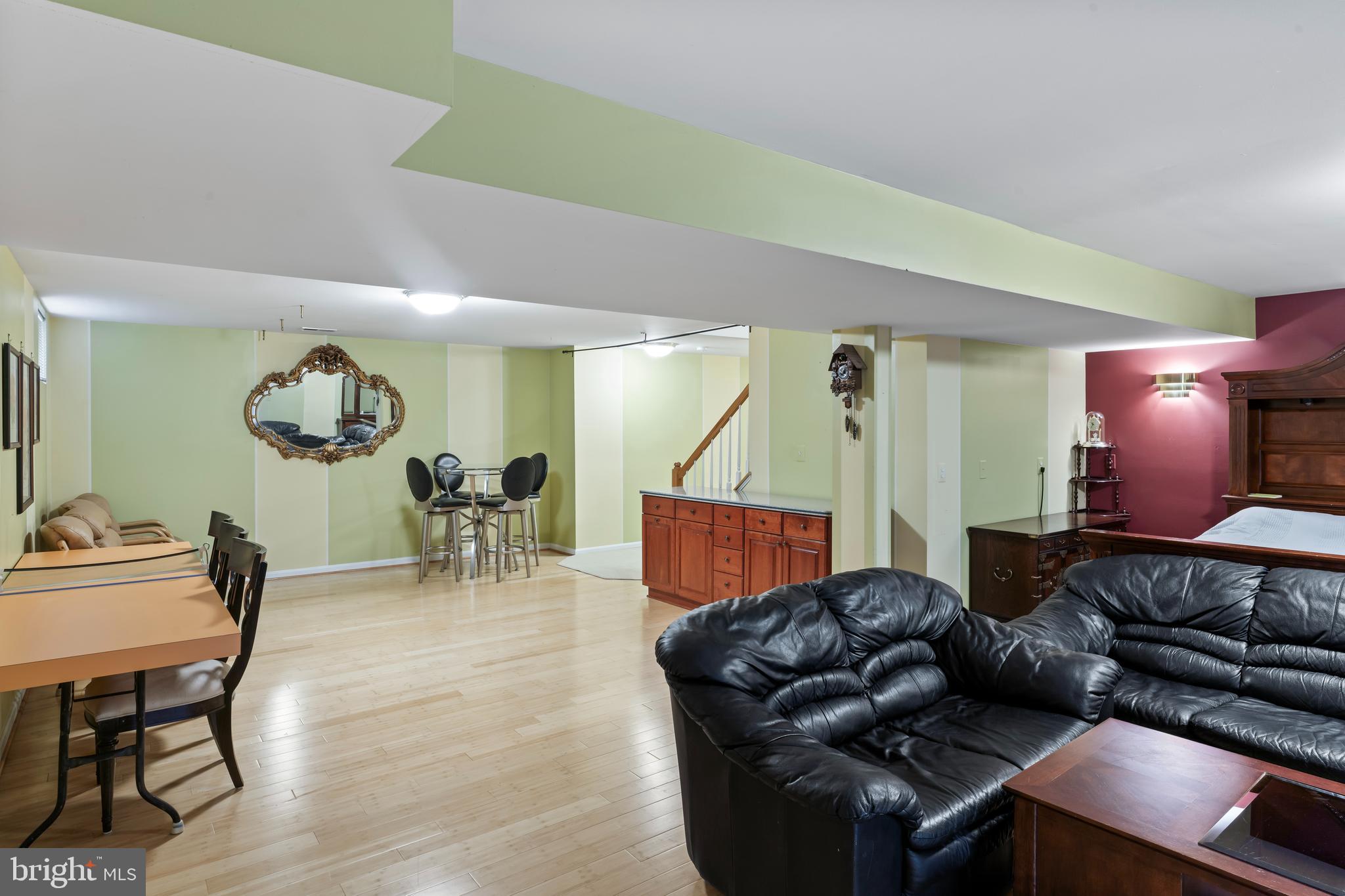 FOX MEADOW - Residential