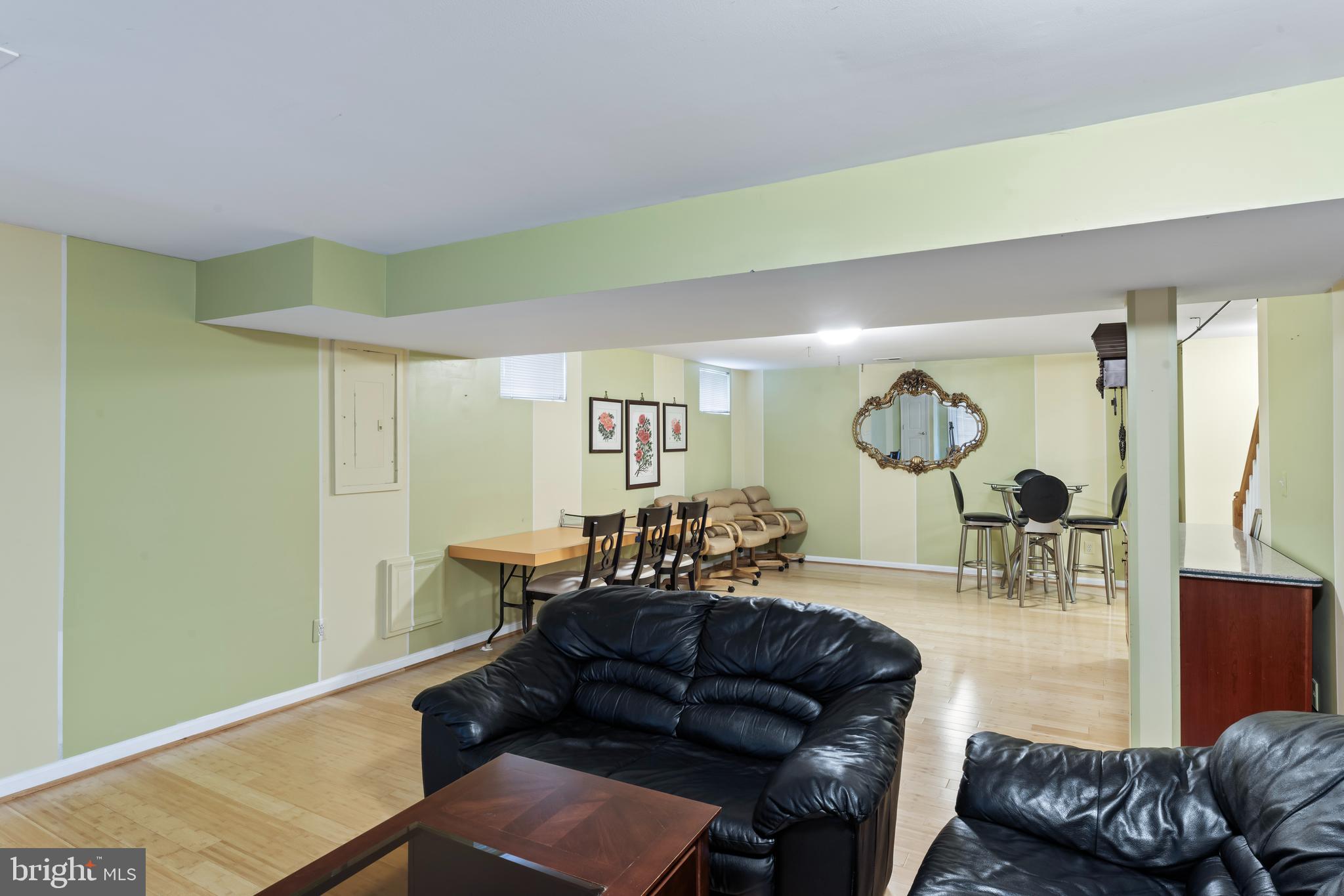 FOX MEADOW - Residential