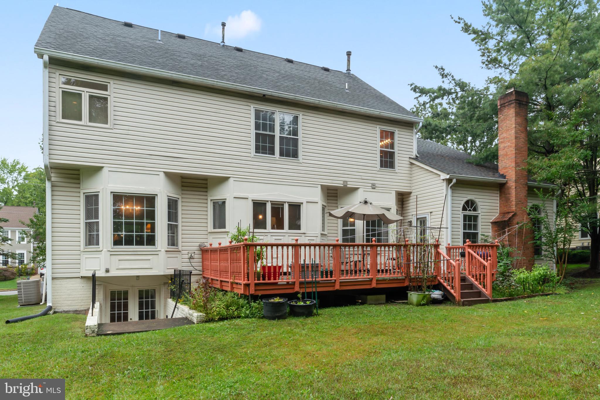 FOX MEADOW - Residential