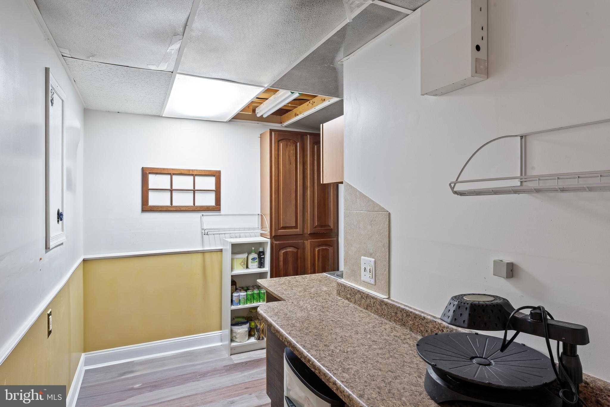 FOX MEADOW - Residential