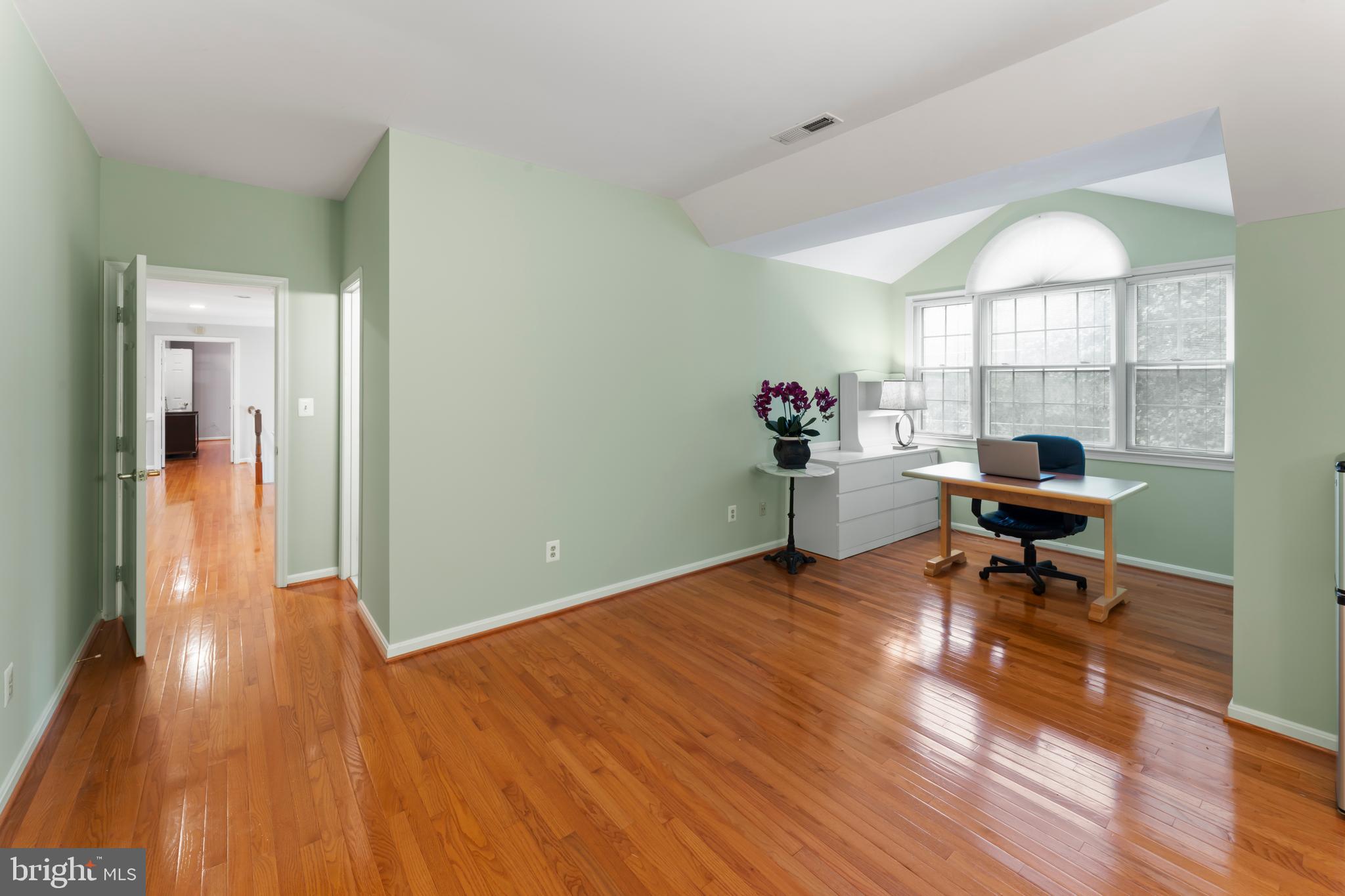 FOX MEADOW - Residential