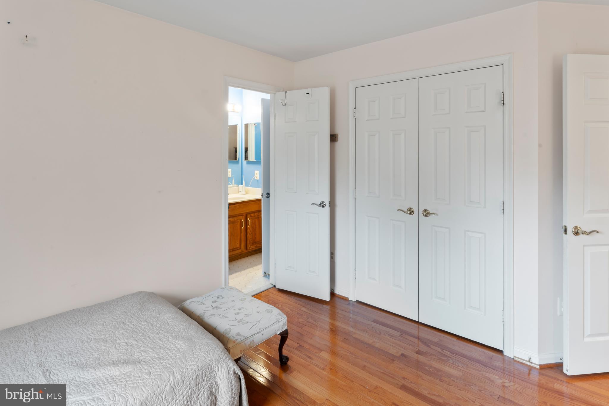 FOX MEADOW - Residential