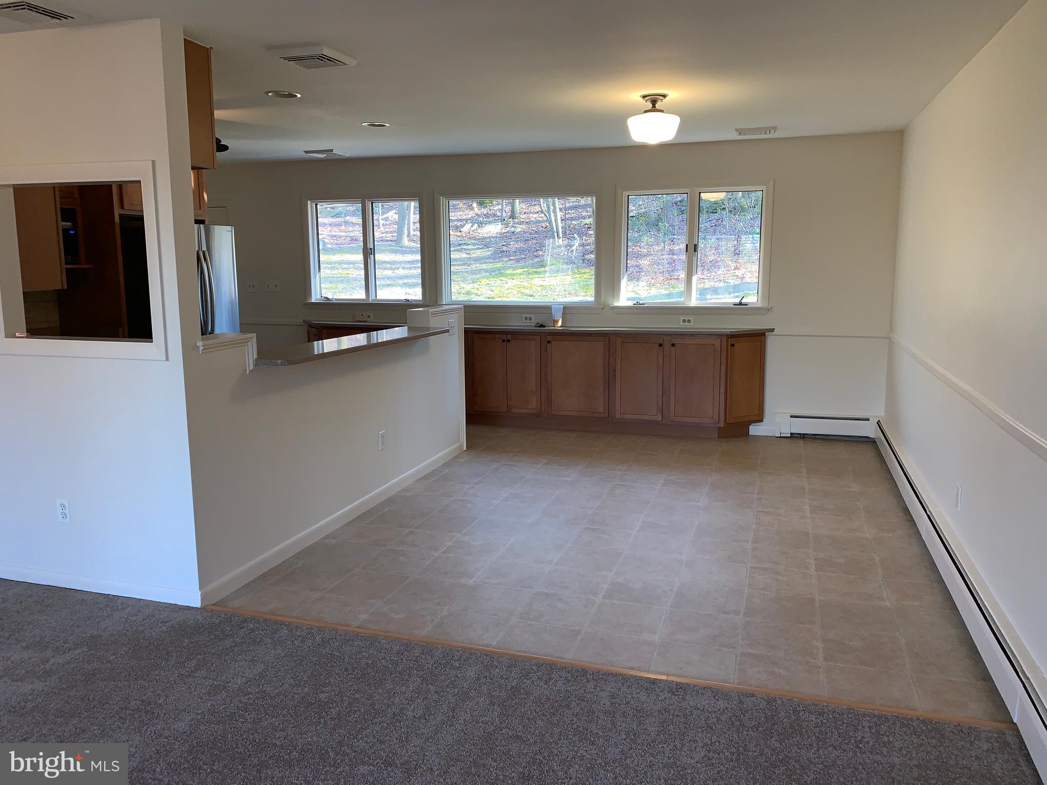 JARRETTSVILLE - Residential