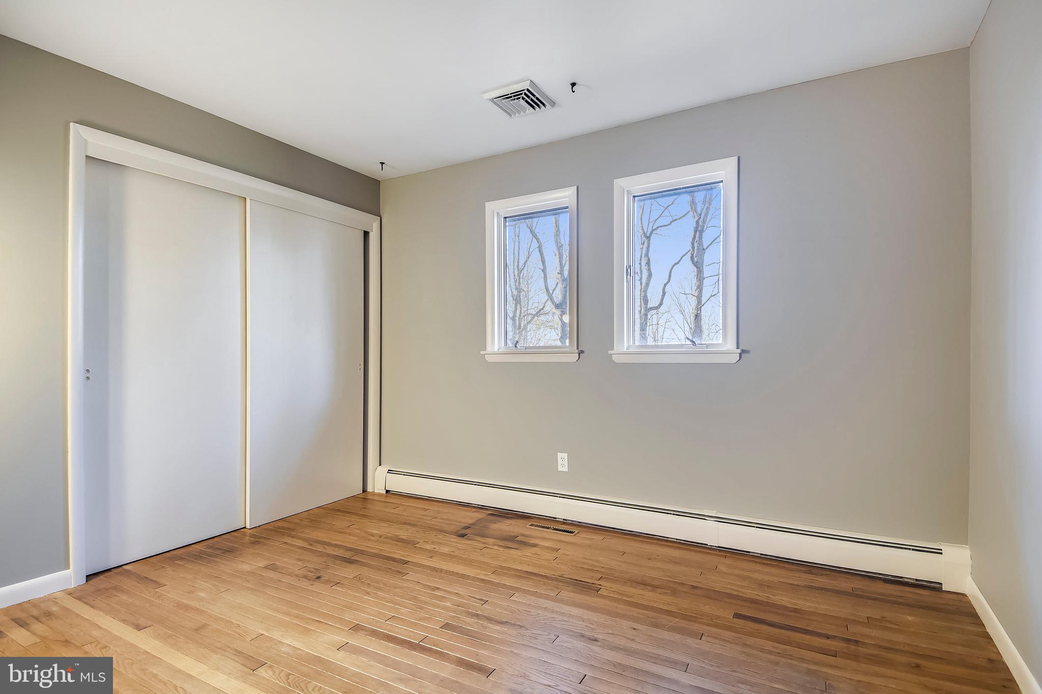 JARRETTSVILLE - Residential