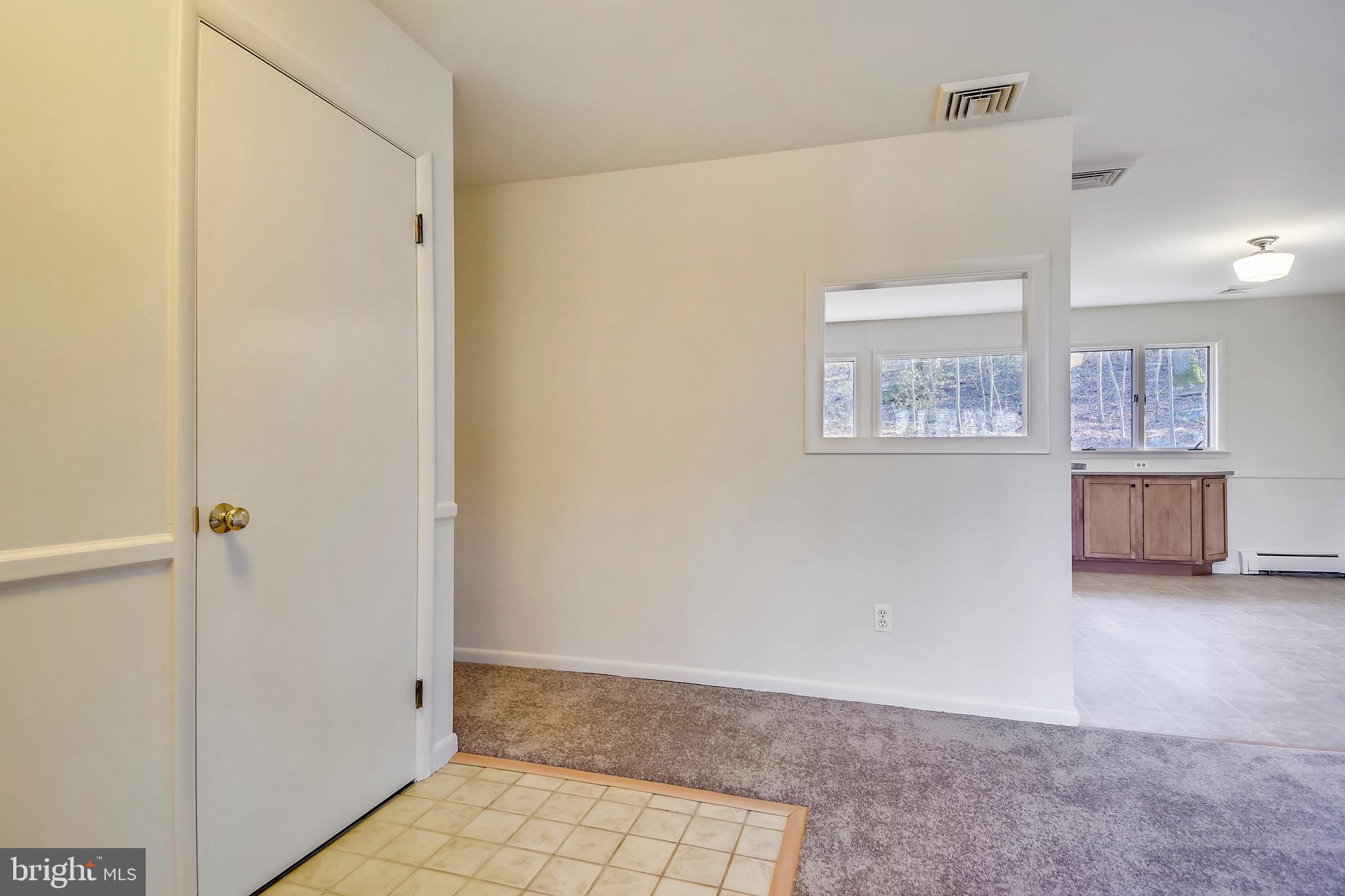 JARRETTSVILLE - Residential