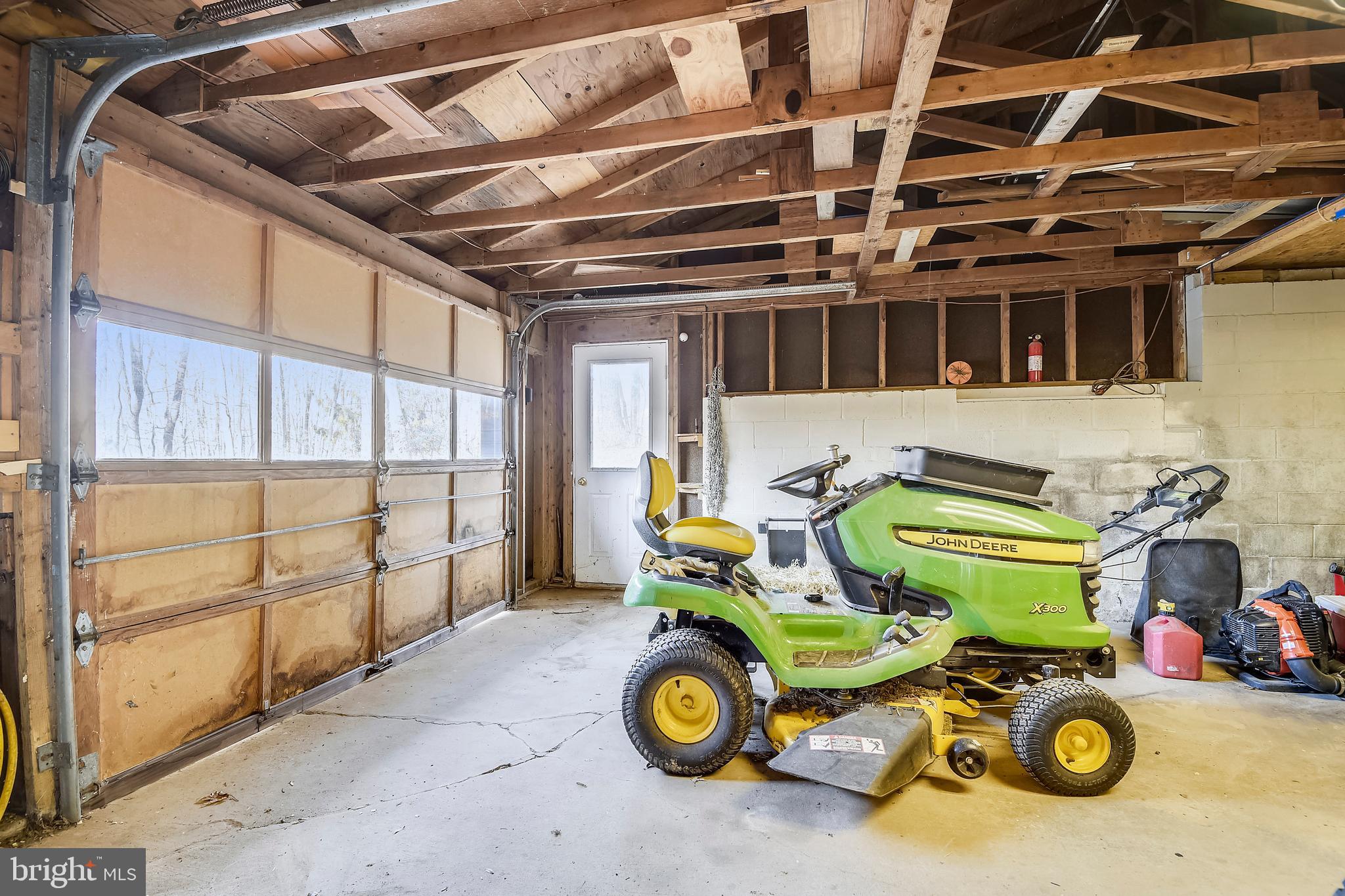 JARRETTSVILLE - Residential