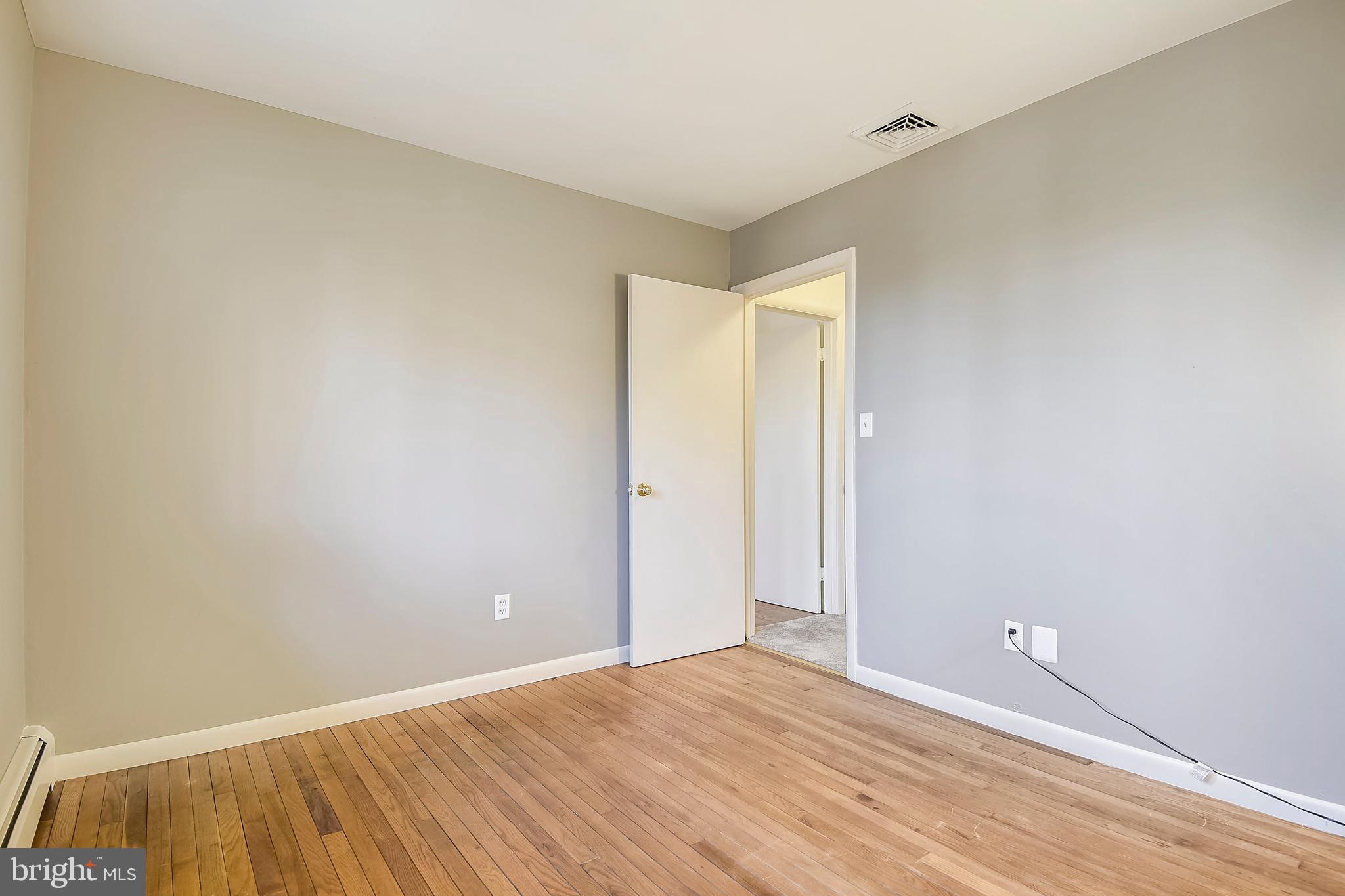 JARRETTSVILLE - Residential