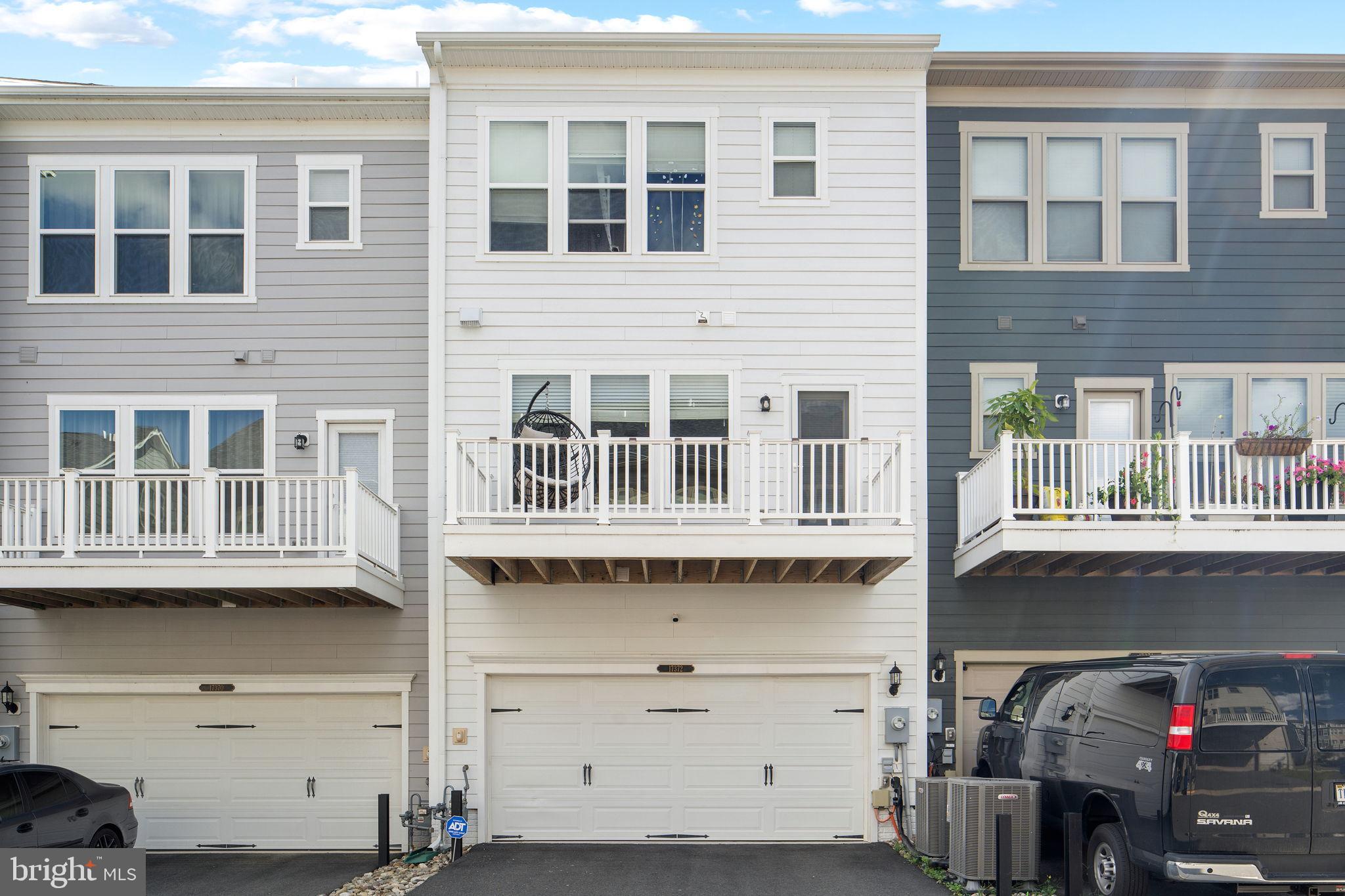 POTOMAC SHORES - Residential