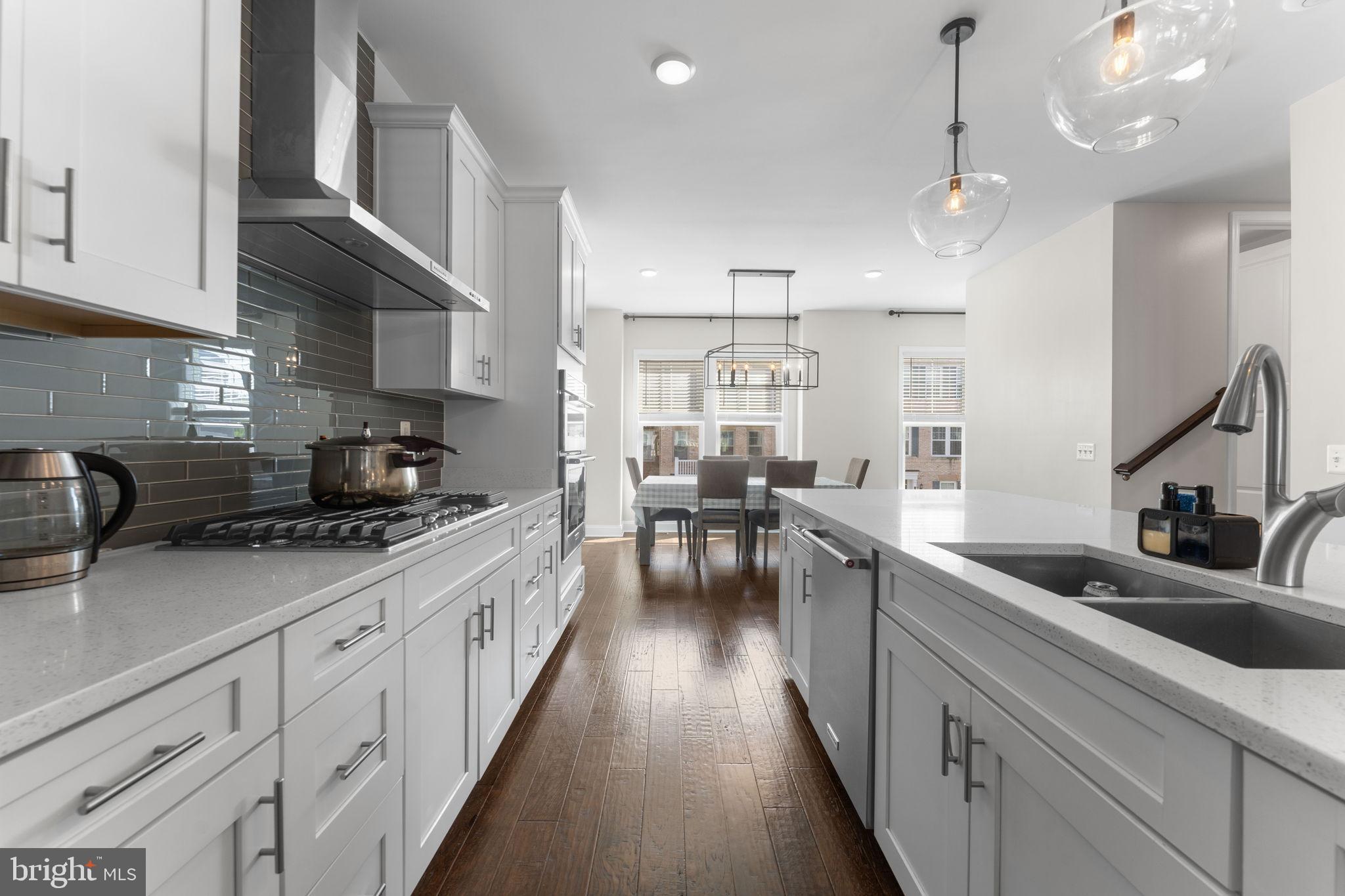 POTOMAC SHORES - Residential