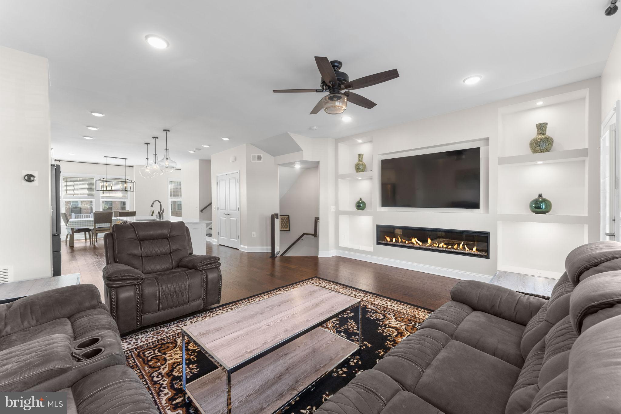 POTOMAC SHORES - Residential