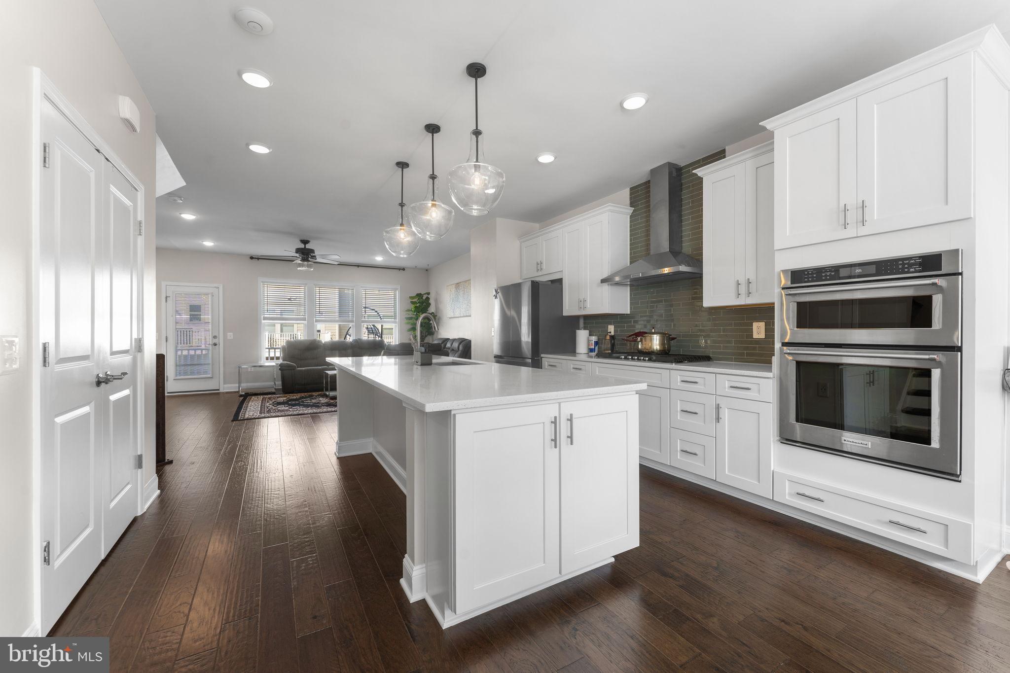 POTOMAC SHORES - Residential