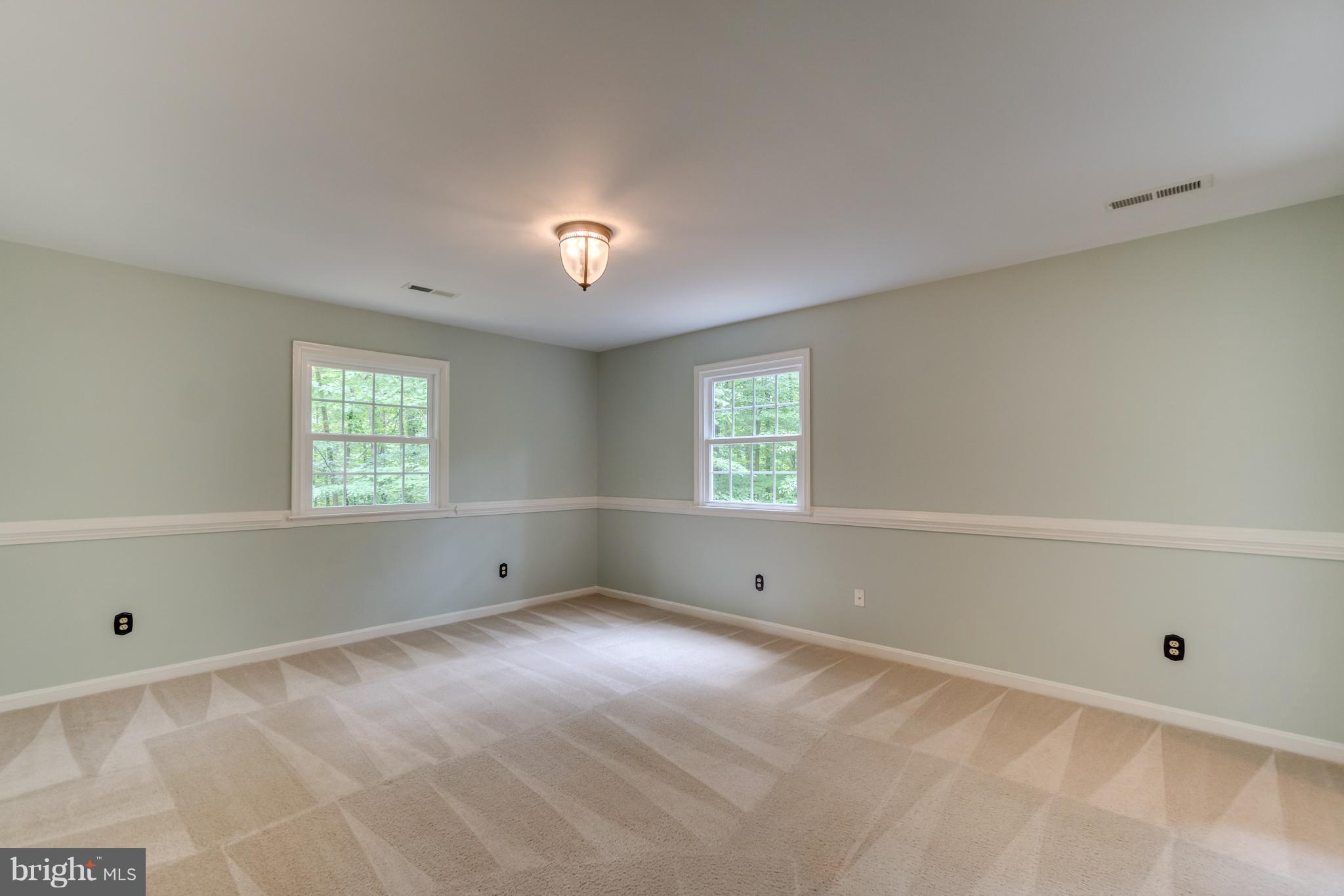 RIVER BLUFFS - Residential