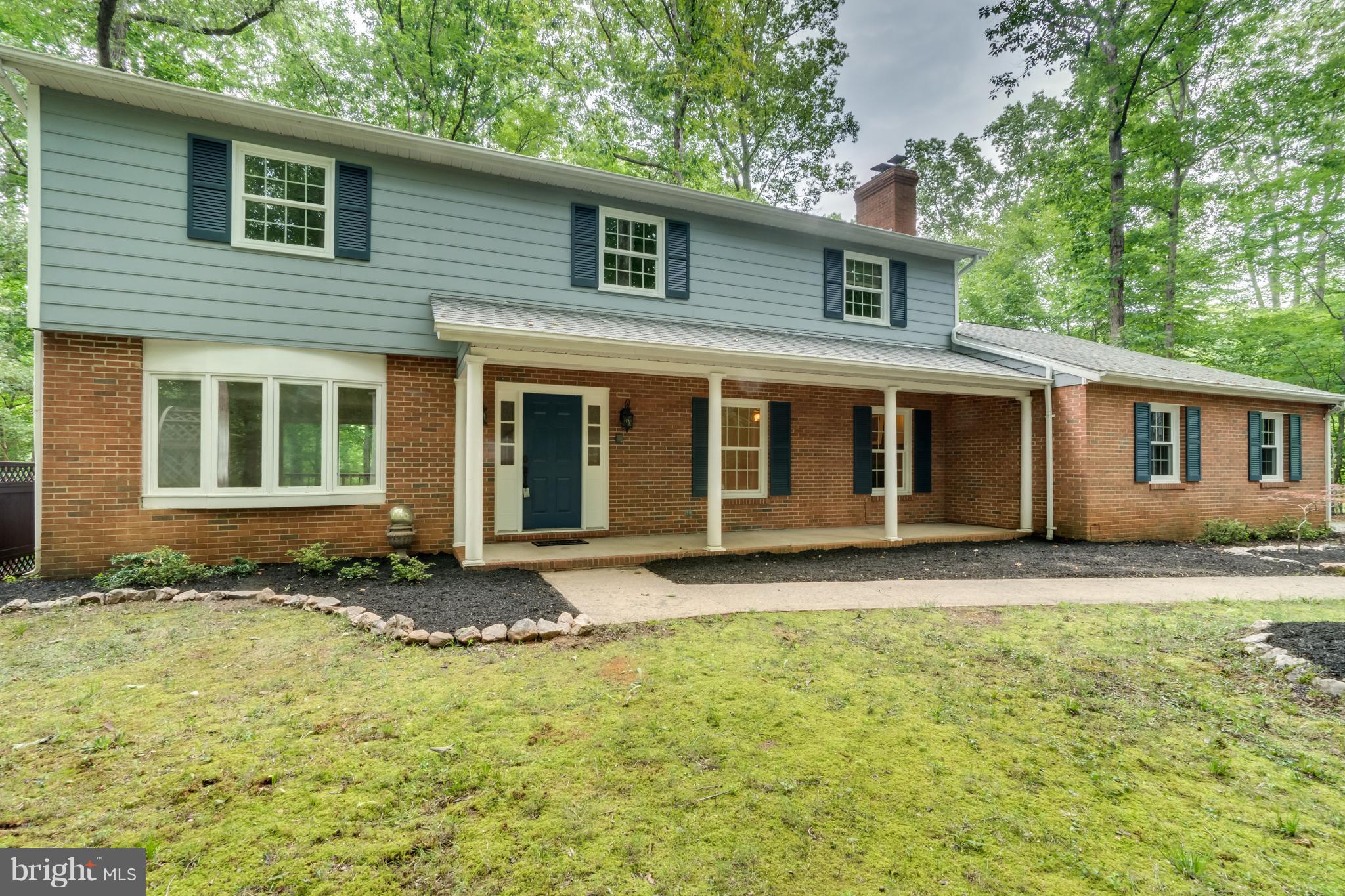 RIVER BLUFFS - Residential