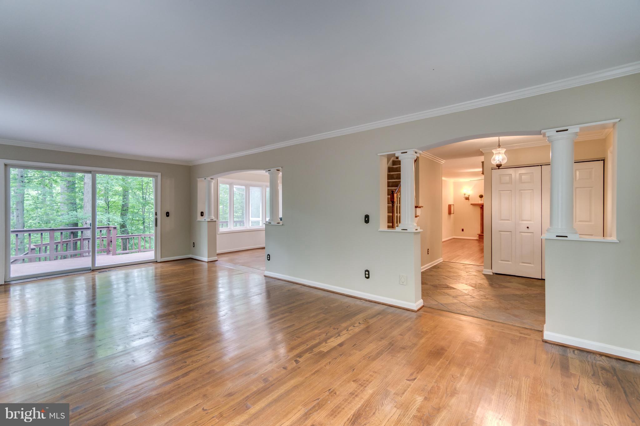 RIVER BLUFFS - Residential