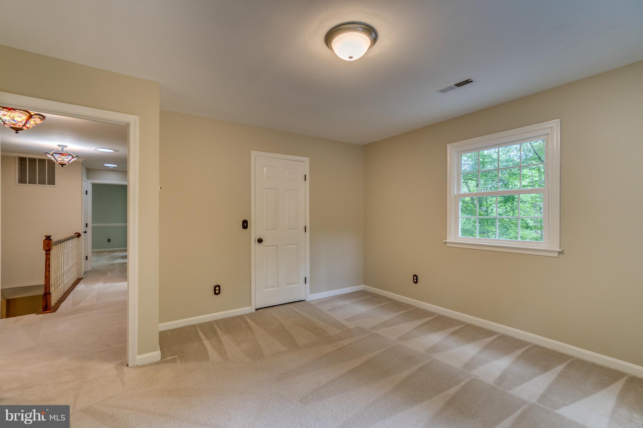 RIVER BLUFFS - Residential