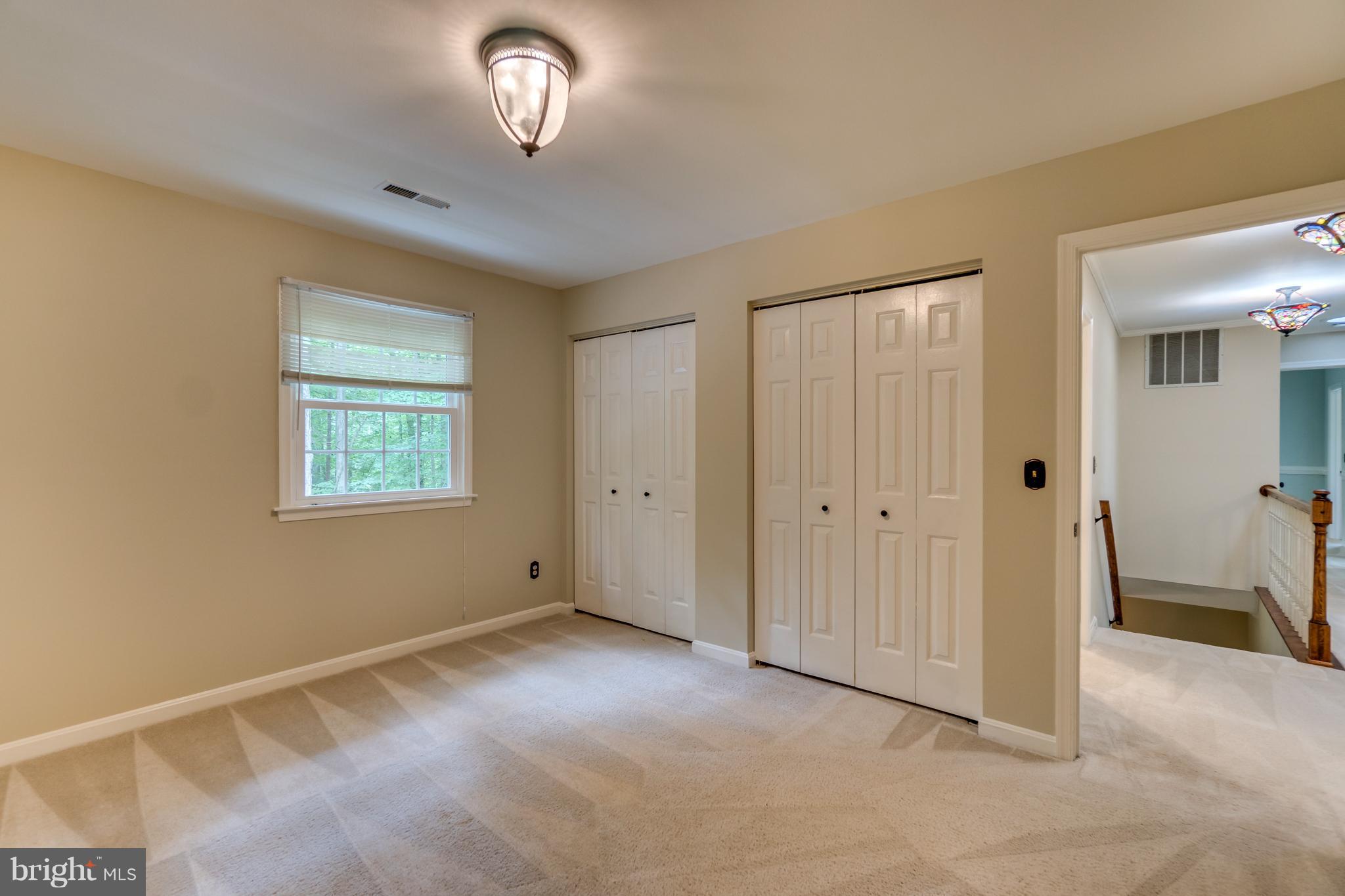 RIVER BLUFFS - Residential