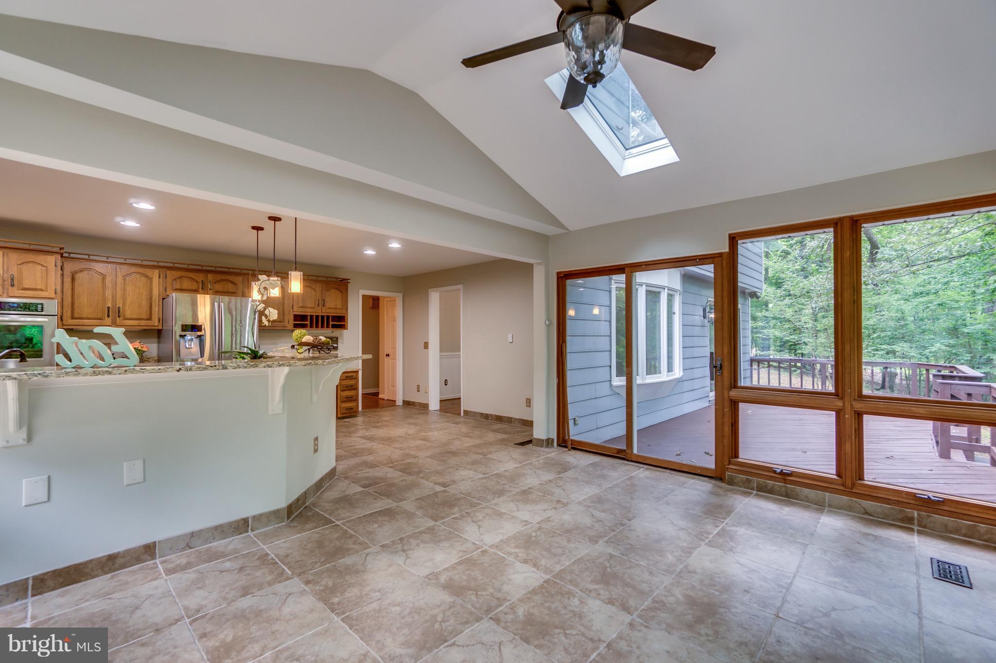 RIVER BLUFFS - Residential